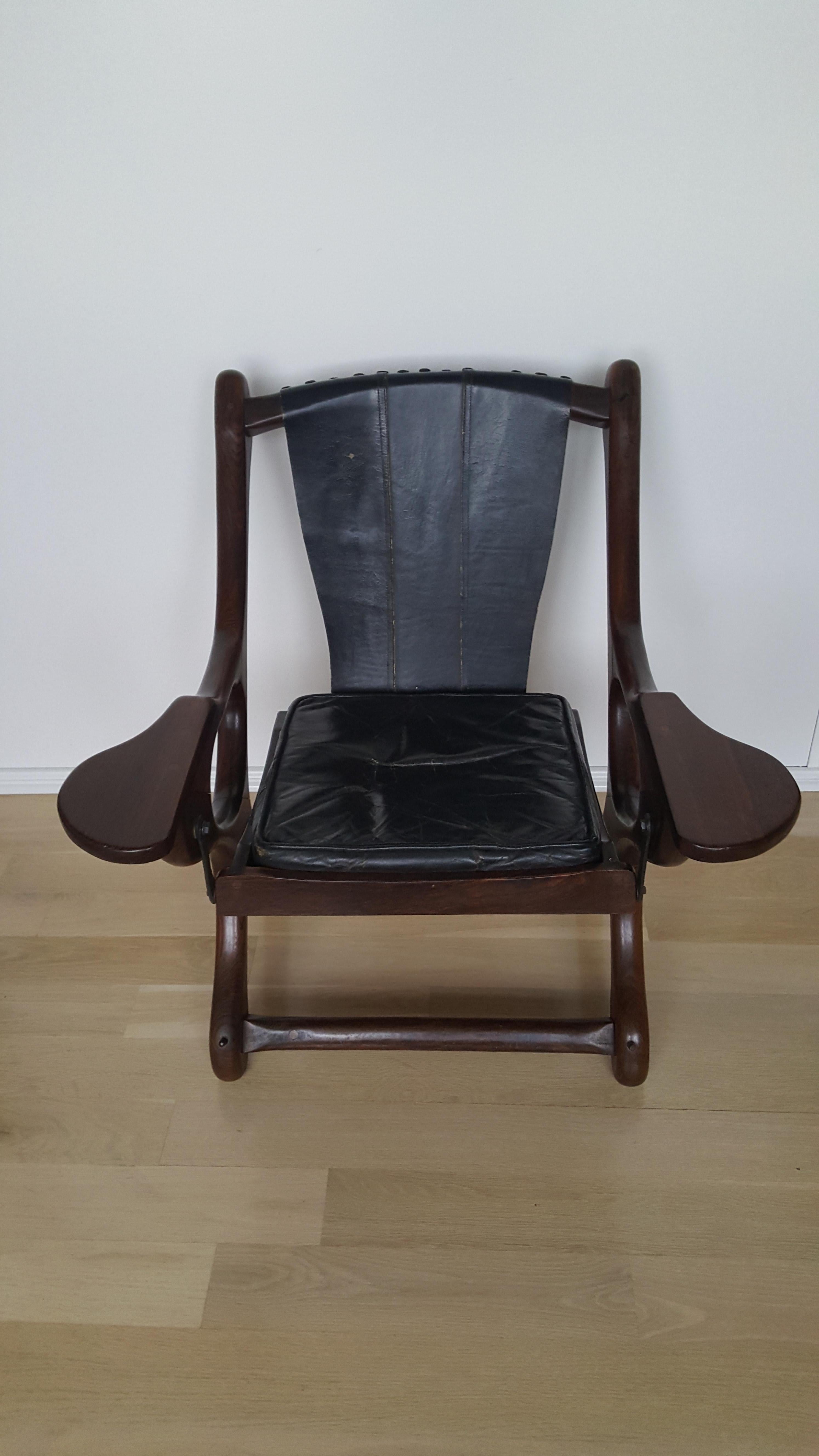 20th Century Awesome Pair of Don Shoemaker Rosewood Swinger Chairs For Sale