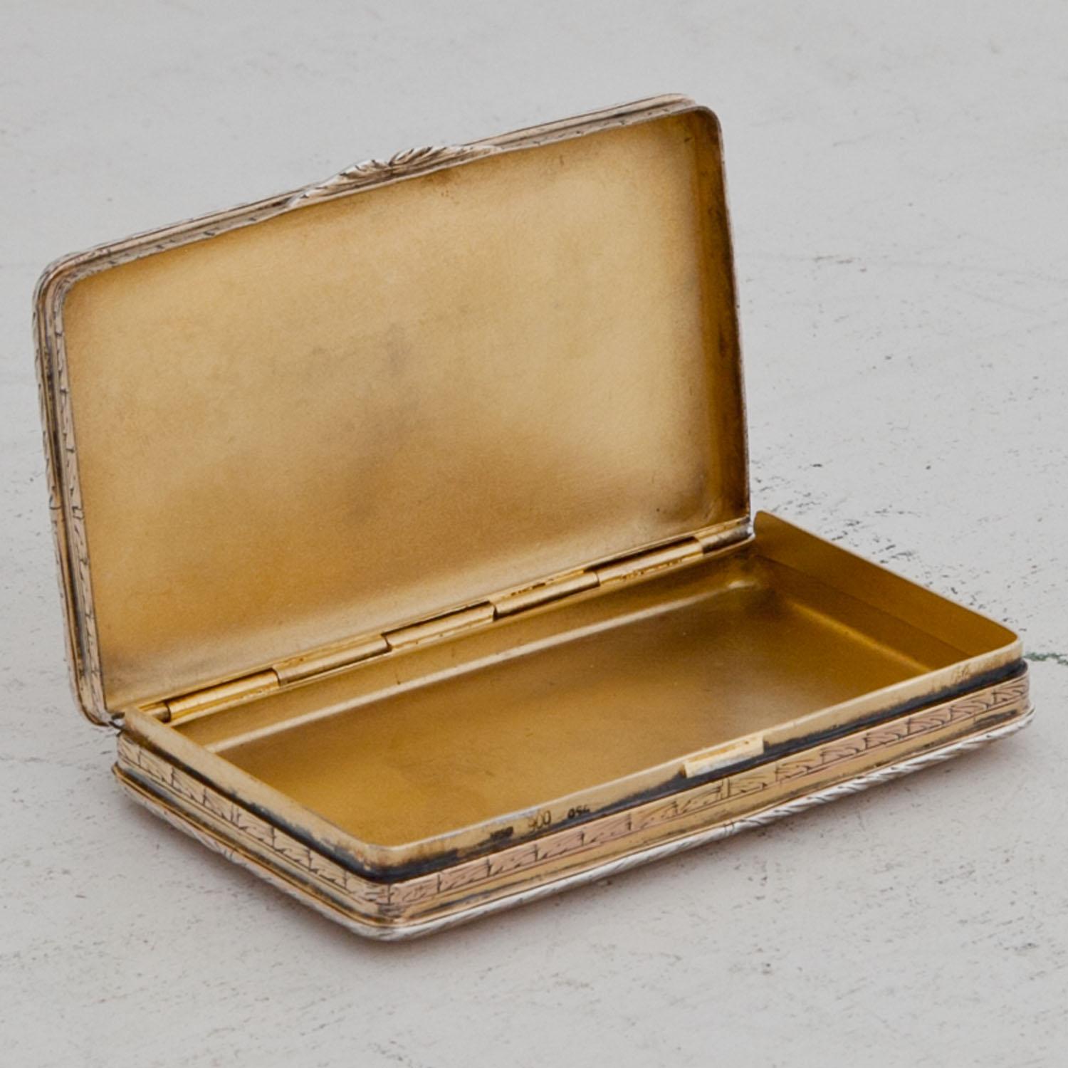 Early 20th Century Gilt Lidded Box