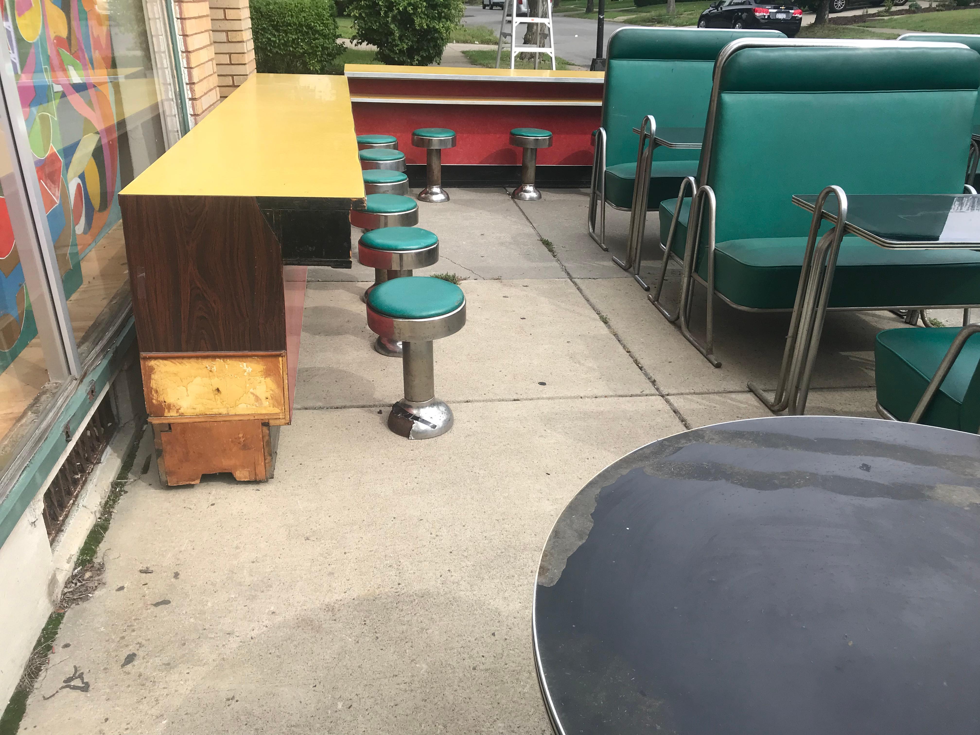 Mid-20th Century Original Art Deco Diner, Seats 40 Designed by Wolfgang Hoffmann for Howell 1930s
