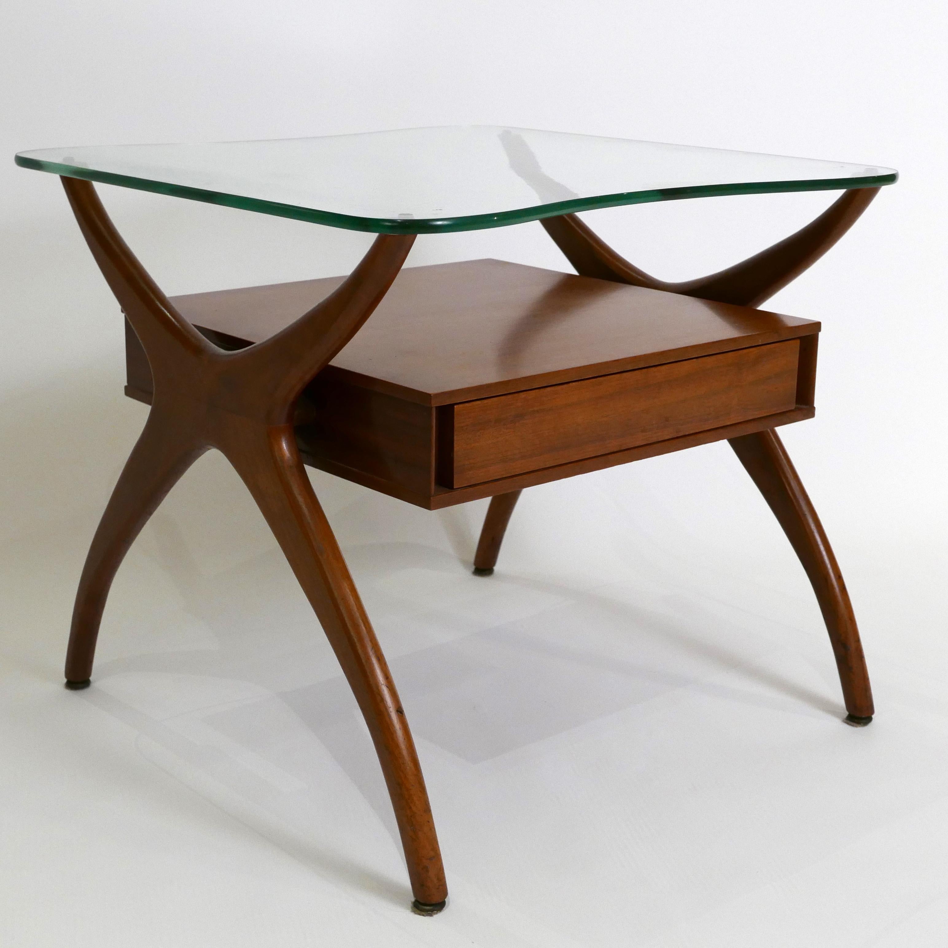 Midcentury Pair of Sculptural Walnut and Glass End Tables In Excellent Condition In Hudson, NY