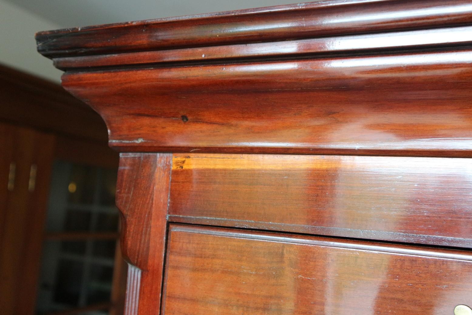 red mahogany dresser