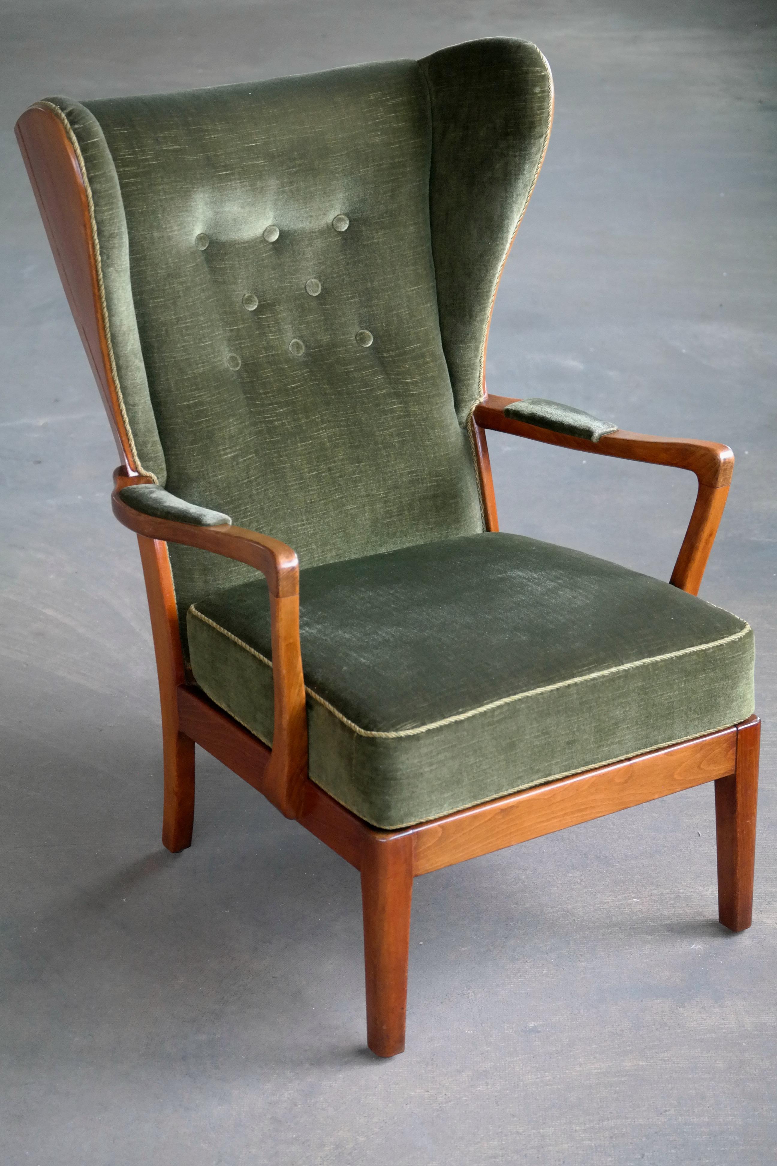 Mid-20th Century Danish Modern 1950s Highback Lounge Wing Chair Attributed to Fritz Hansen