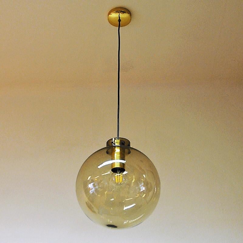 Smoke Colored Glass Dome Pendant Mod 7714 by Jonas Hidle, Høvik, Norway 1970s In Good Condition In Stockholm, SE