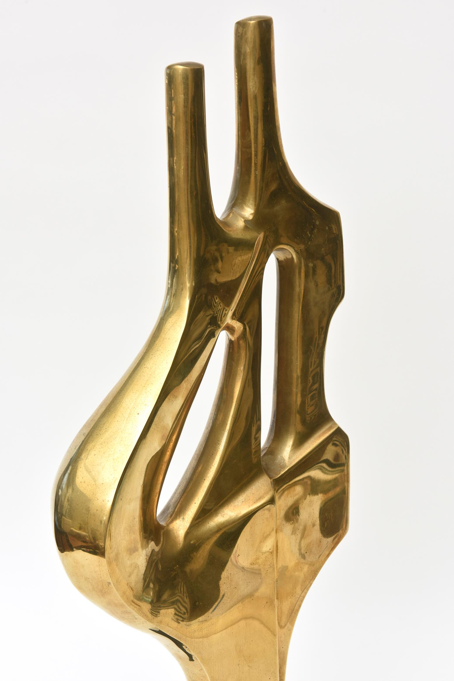 Modernist Abstract Brass Sculpture on Black Granite Base Vintage In Good Condition In North Miami, FL