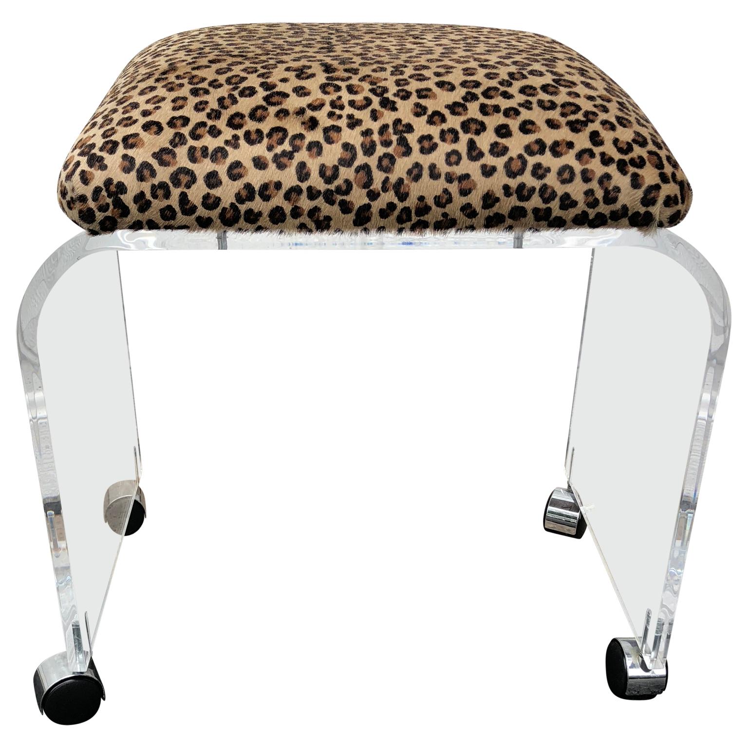 American Mid-Century Modern Waterfall Lucite Stool or Bench with Faux Cheetah Fabric For Sale