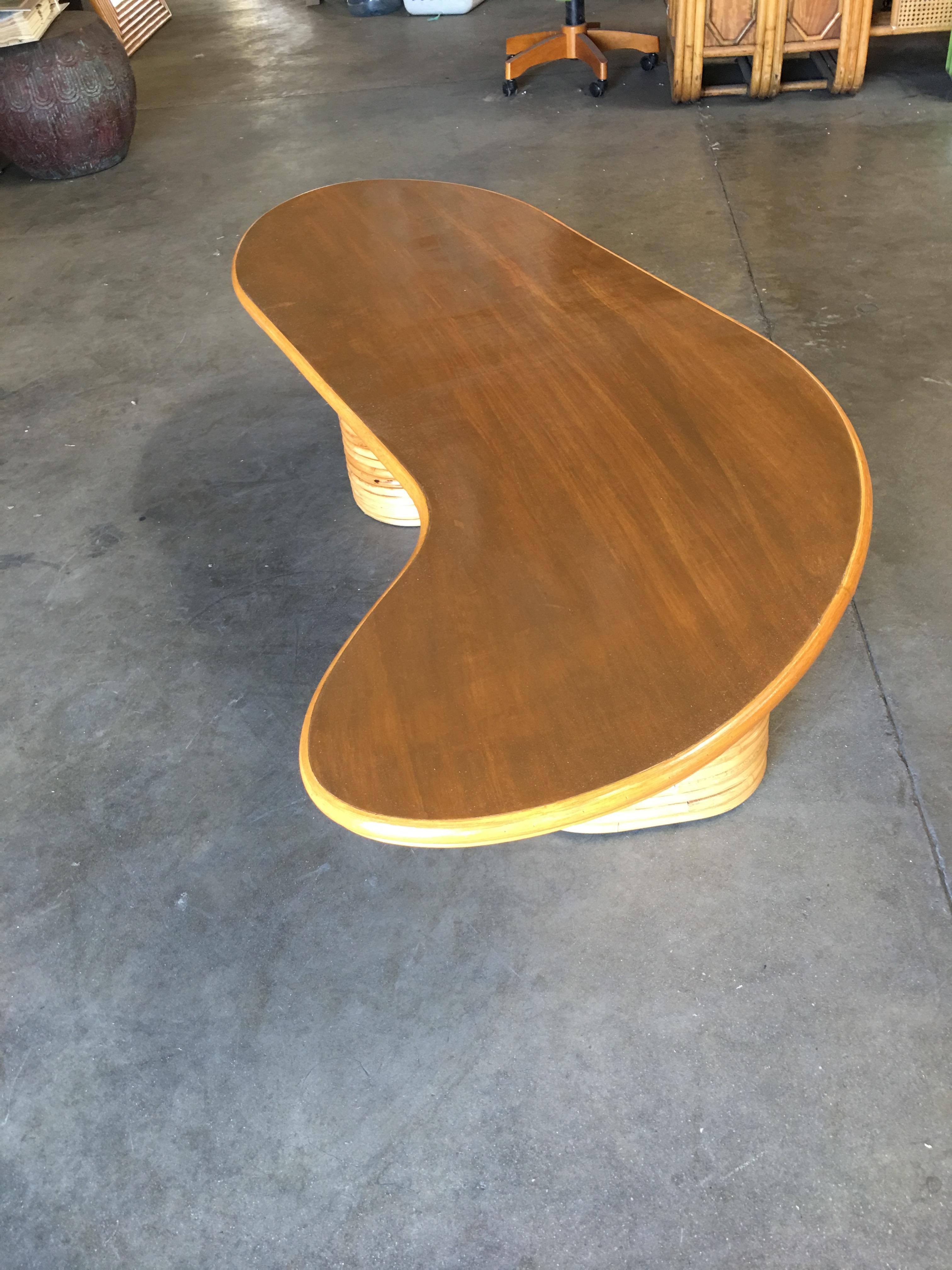 Long Biomorphic Rattan Coffee Table with Wood Top In Excellent Condition In Van Nuys, CA
