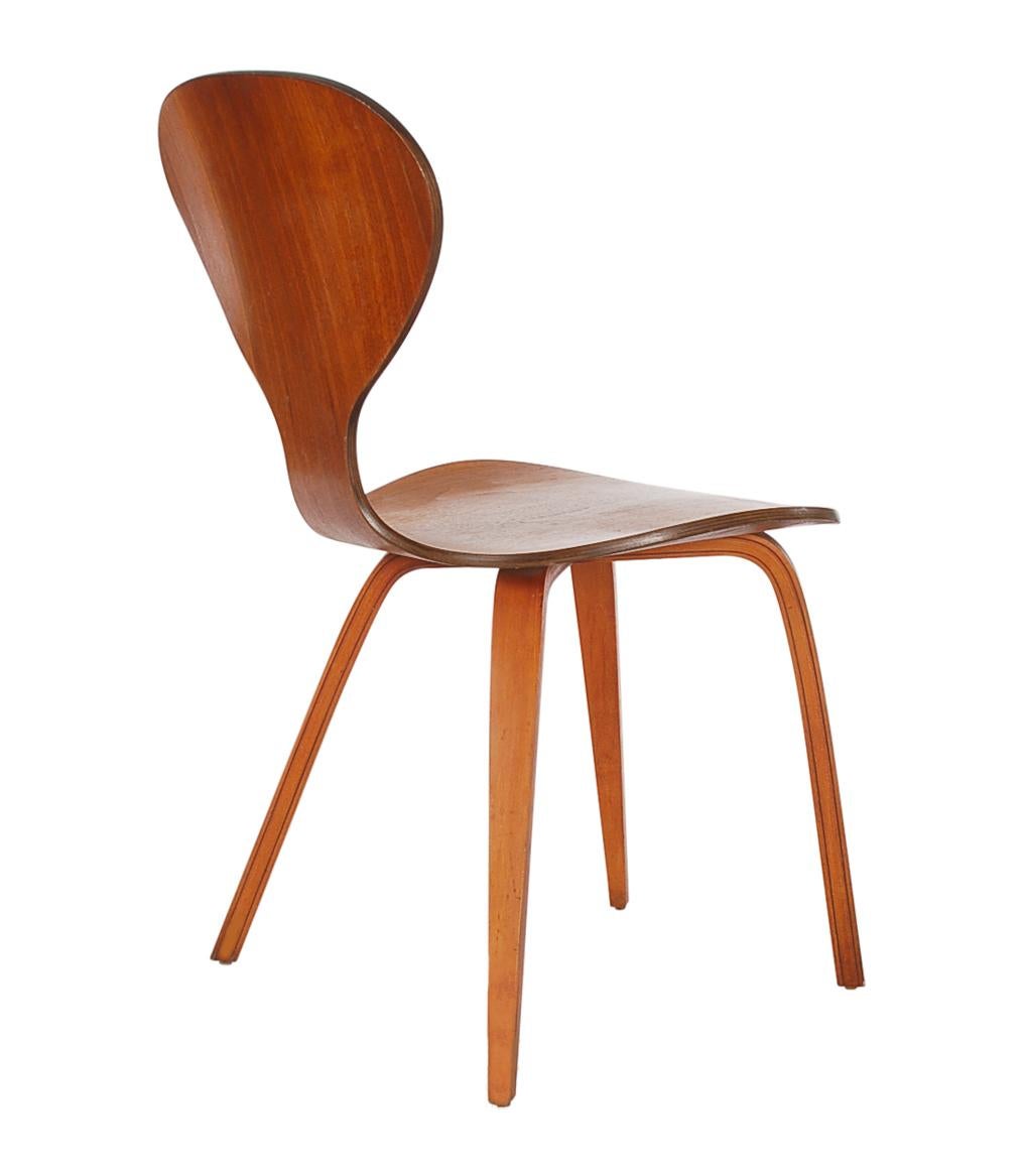 Mid-20th Century Mid-Century Modern Plywood Dining Chair by Norman Cherner for Plycraft