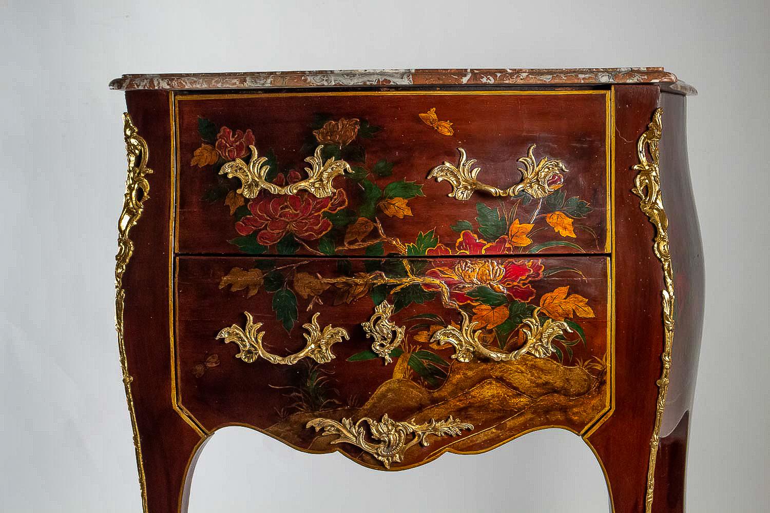 Louis XV Style Early 20th Century Lacquer Commode Flowers and Chinoiserie Scenes For Sale 1