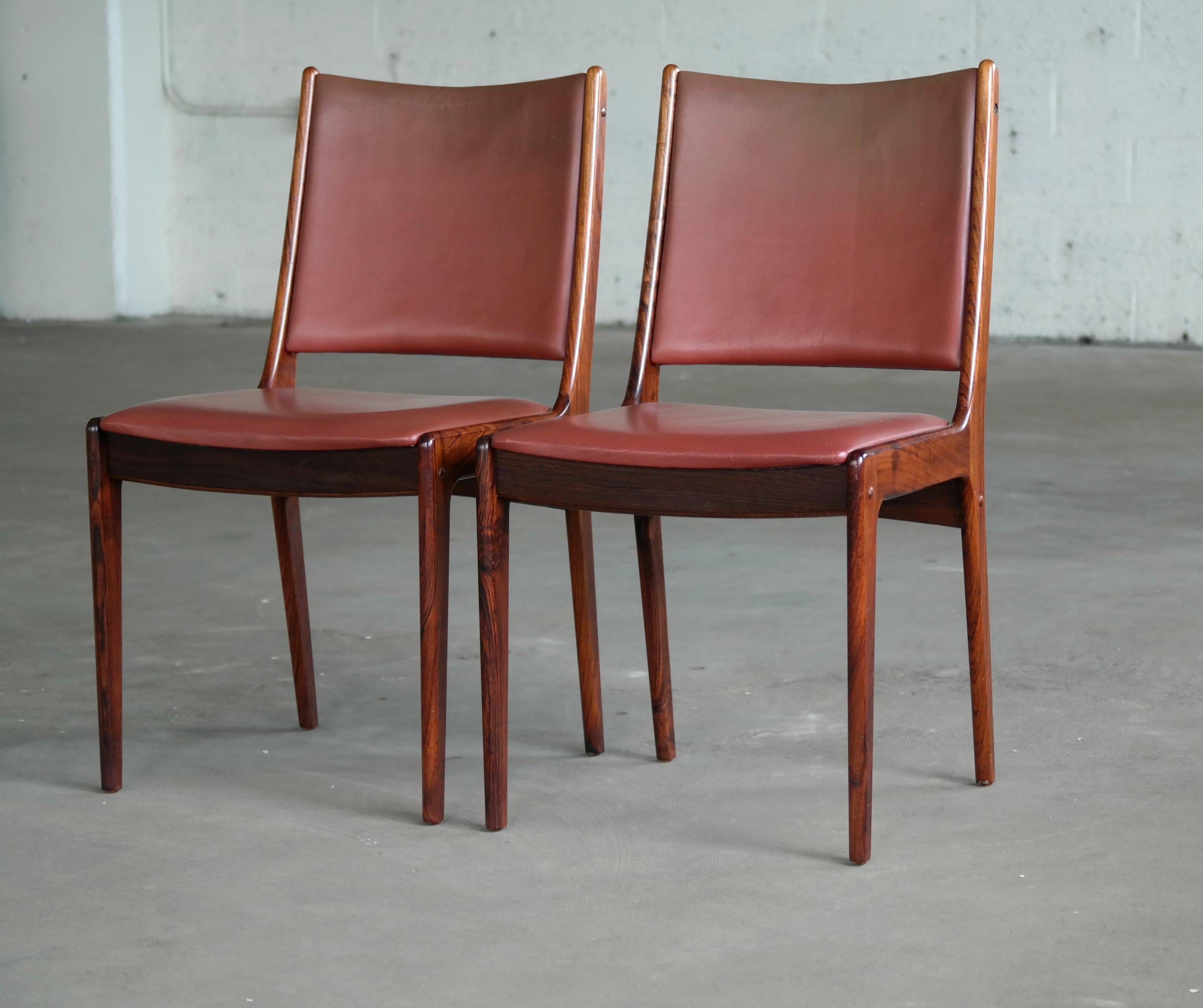 Set of Six Danish Dining Chairs in Rosewood and Leather by Johannes Andersen 1