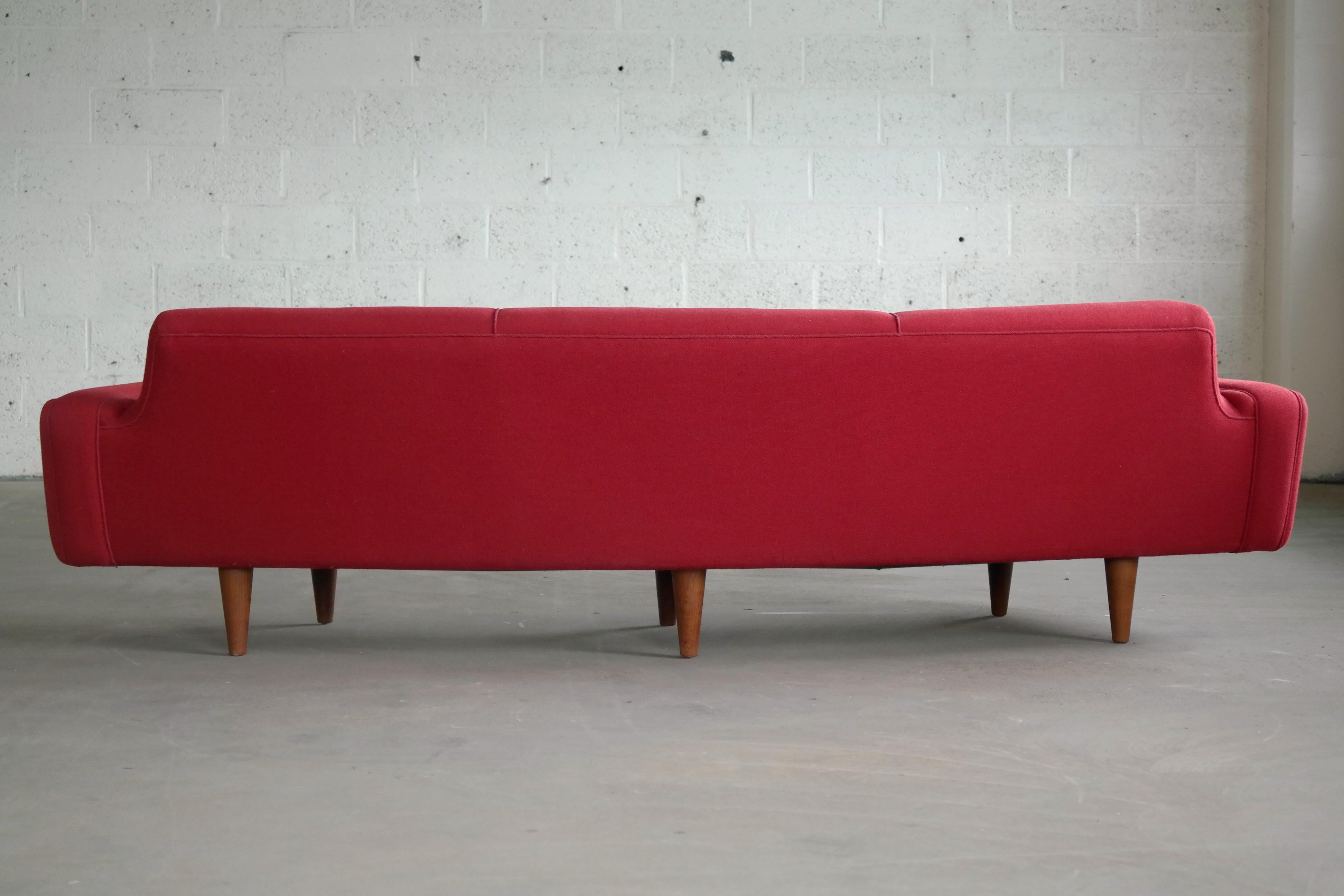Mid-20th Century Large Danish 1960s Illum Wikkelso Designed Curved Sofa Model 450 for Aarhus