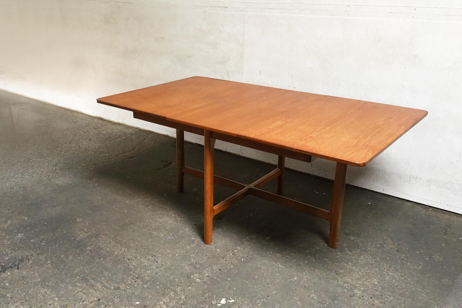 Late 20th Century 1970s Midcentury Extending Dining Table and Chair Set by McIntosh For Sale