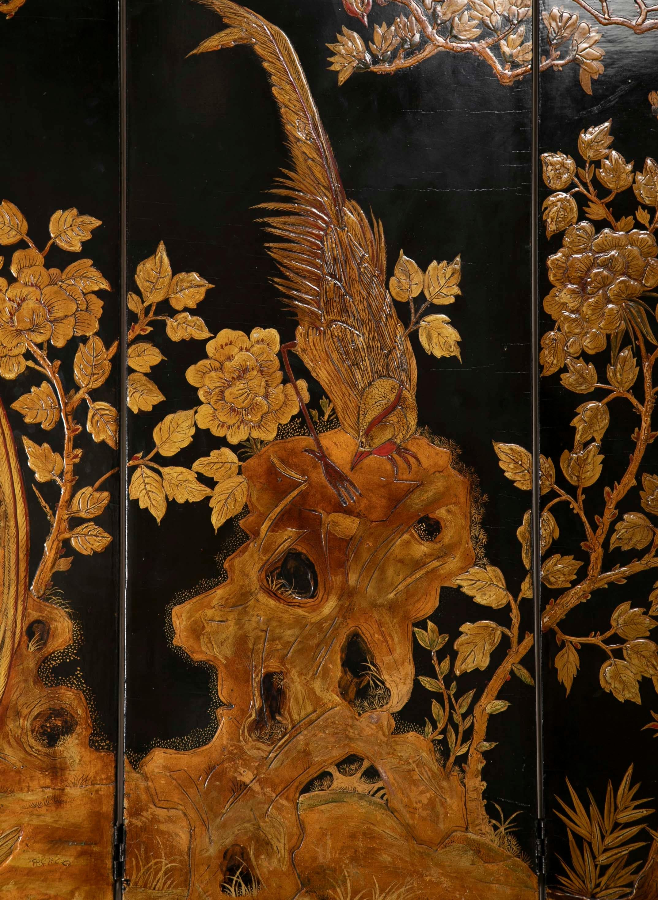 Late 19th Century Four Panel Chinese Lacquered Screen Depicting a Phoenix