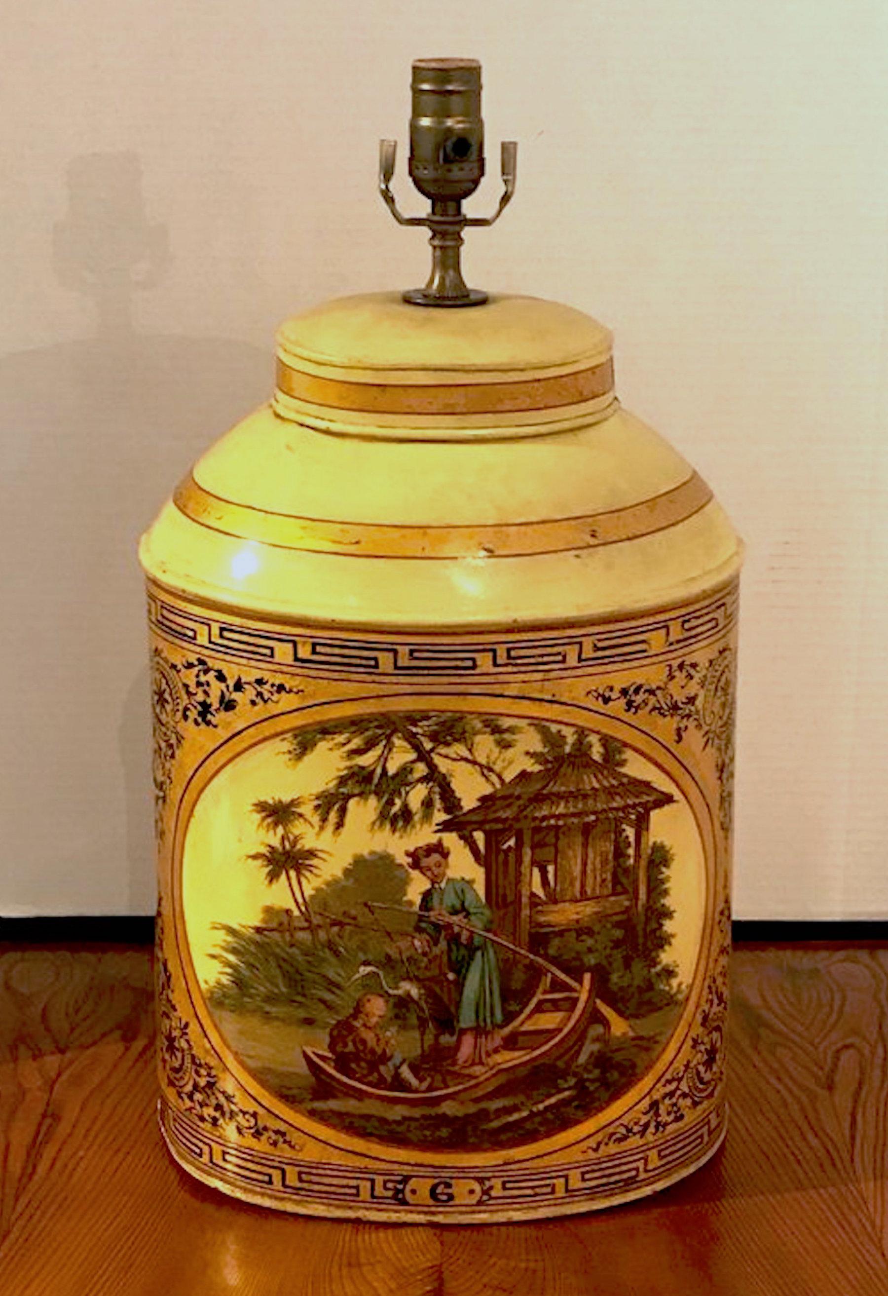 Tôle Antique English Chinoiserie #6 Tea Caddy Lamp For Sale