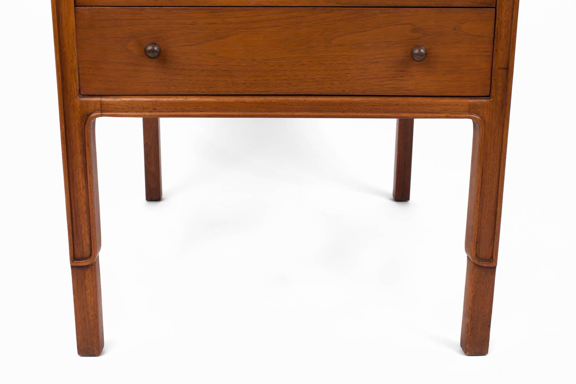 Classic Pair of Mahogany Bedside Tables by John Stuart, United States, 1960s 1