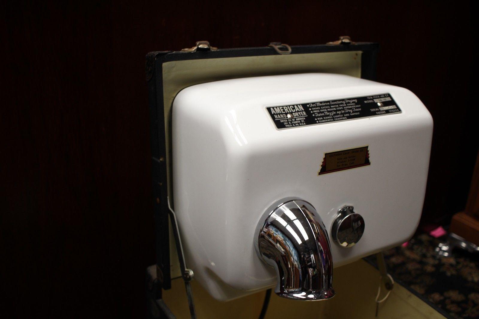 Mid-20th Century 1940s Salesman Sample American Hand Dryer Model SA-10 For Sale