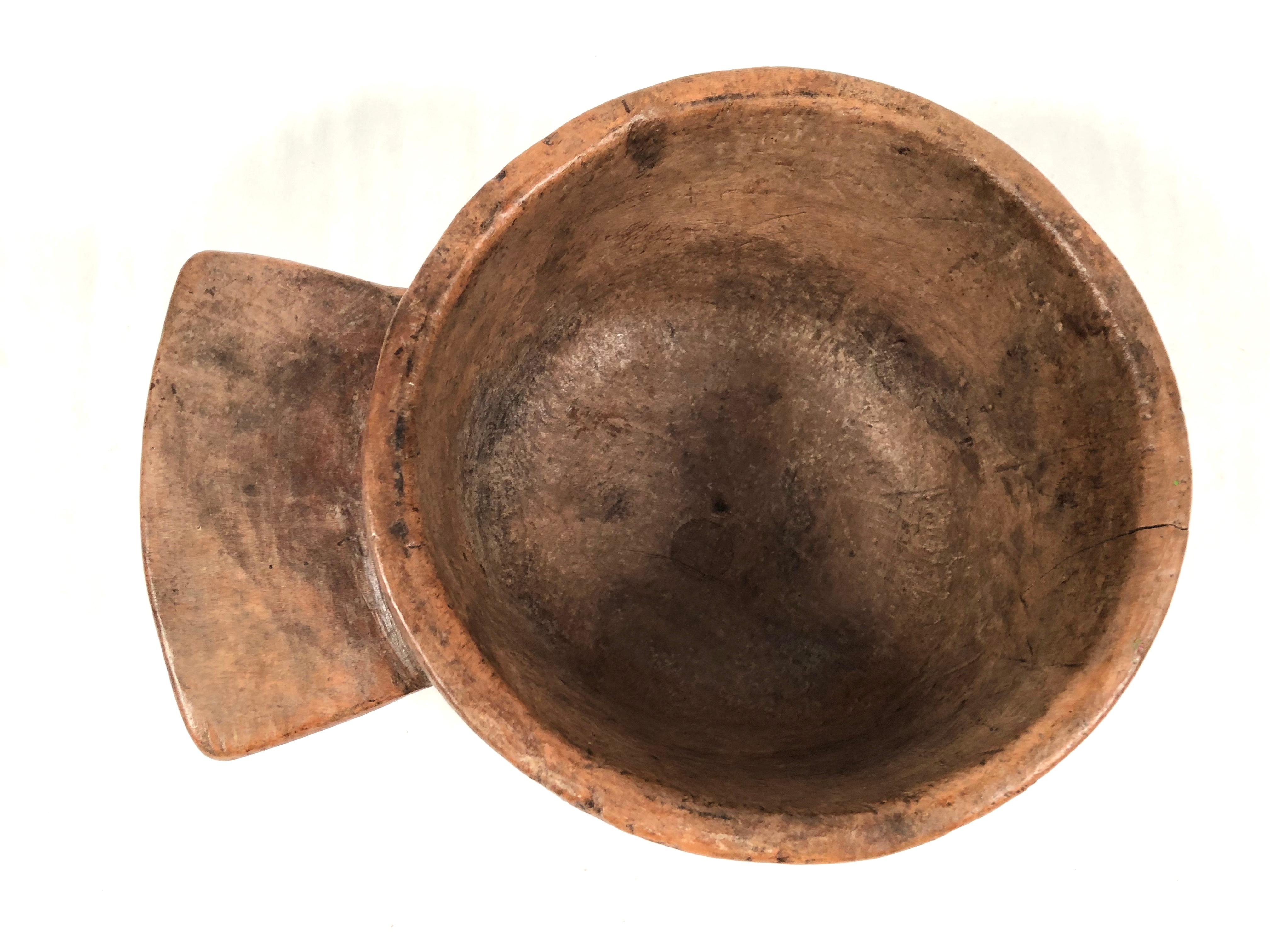 Early Primitive Carved Wood Bowl (18. Jahrhundert und früher)