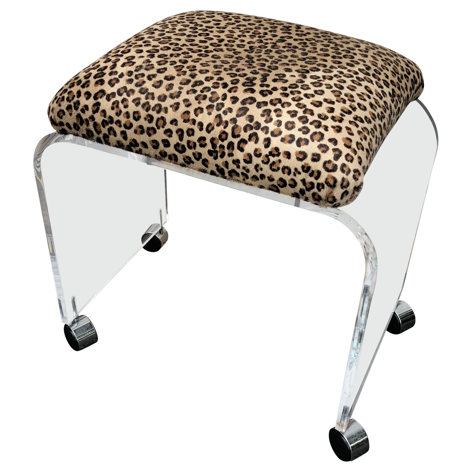 20th Century Mid-Century Modern Waterfall Lucite Stool or Bench with Faux Cheetah Fabric For Sale