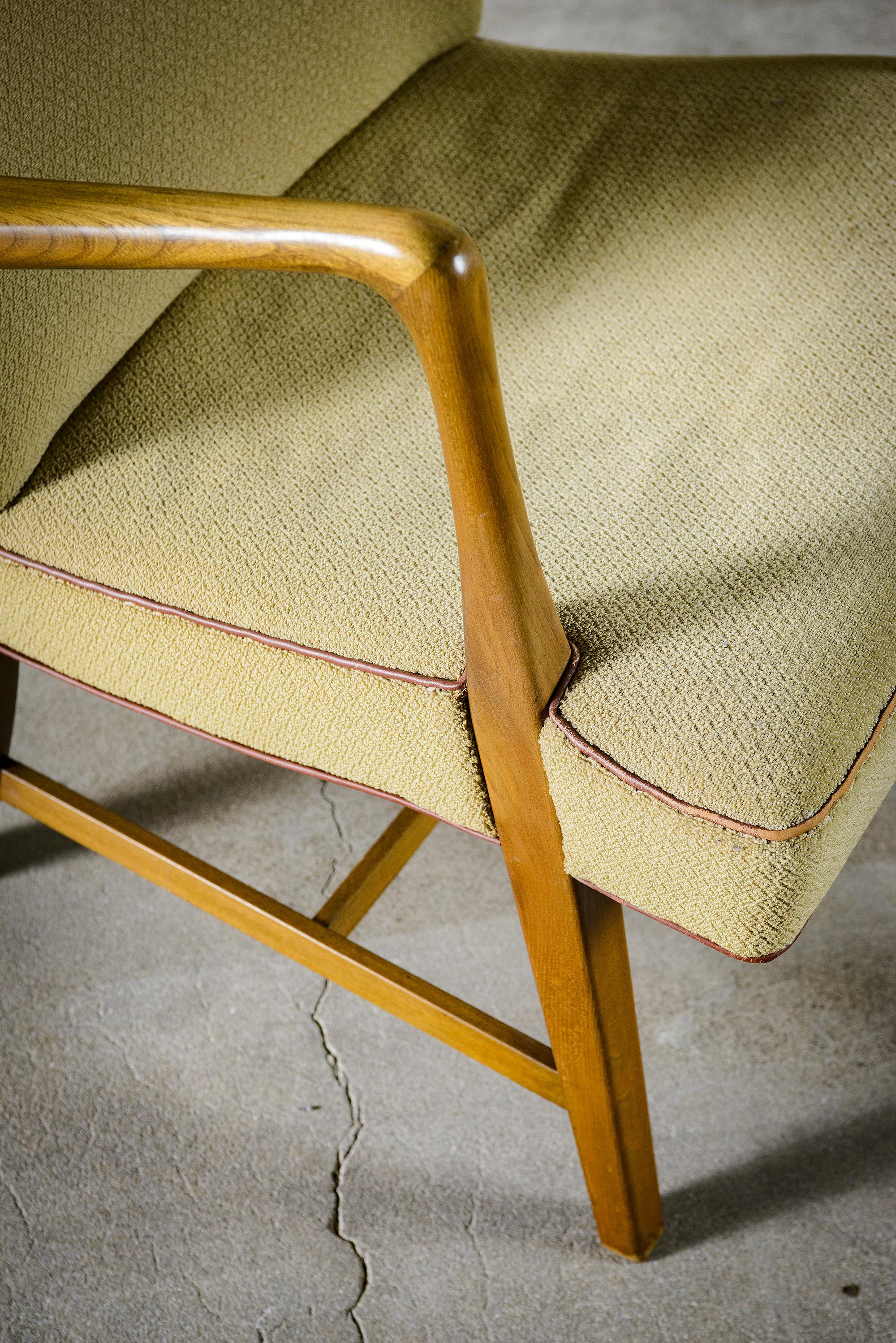 Elm Lounge Chair by Peter Hvidt