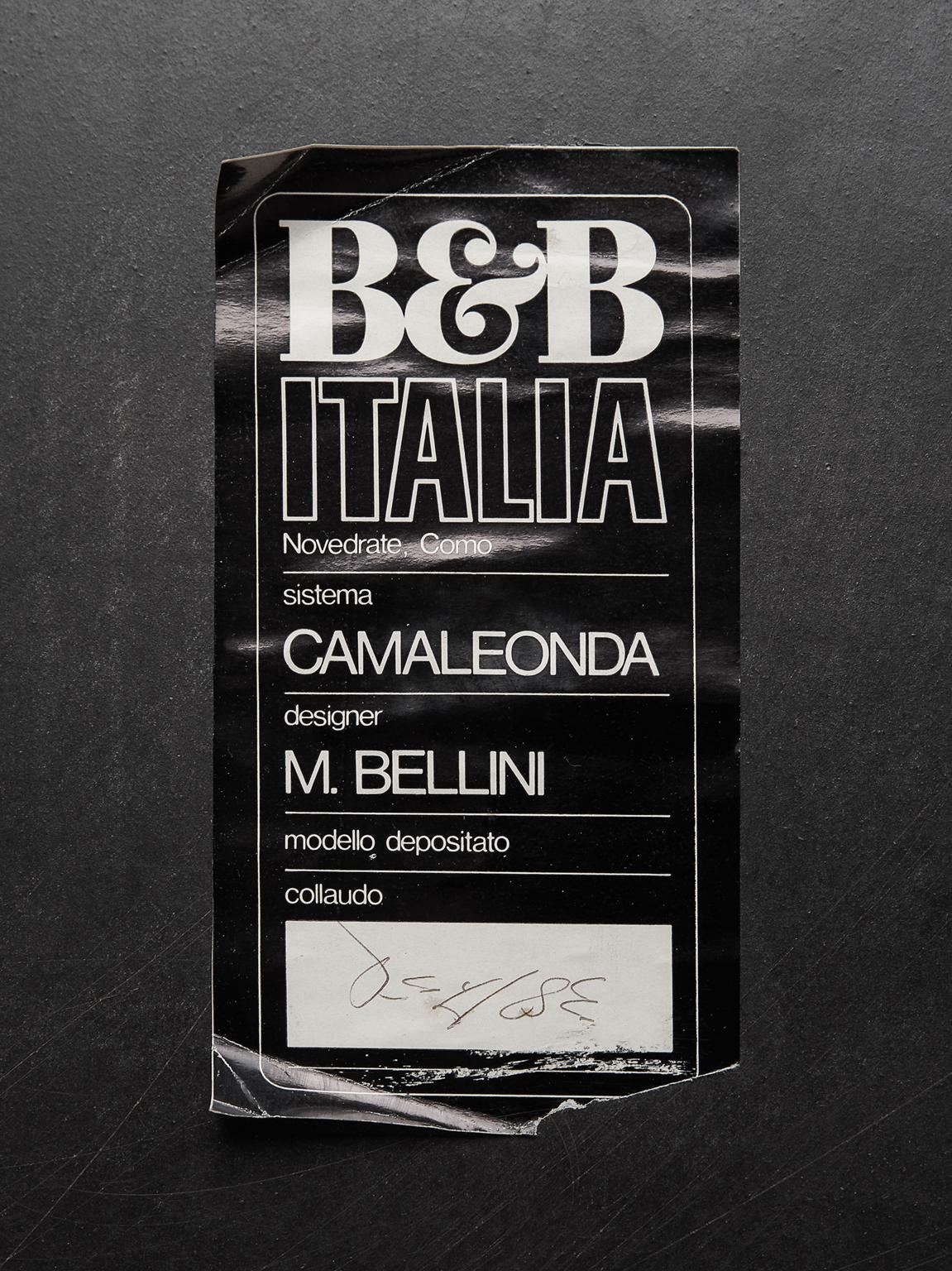 Mario Bellini 'Camaleonda' in Green Corduroy In Excellent Condition In Waalwijk, NL