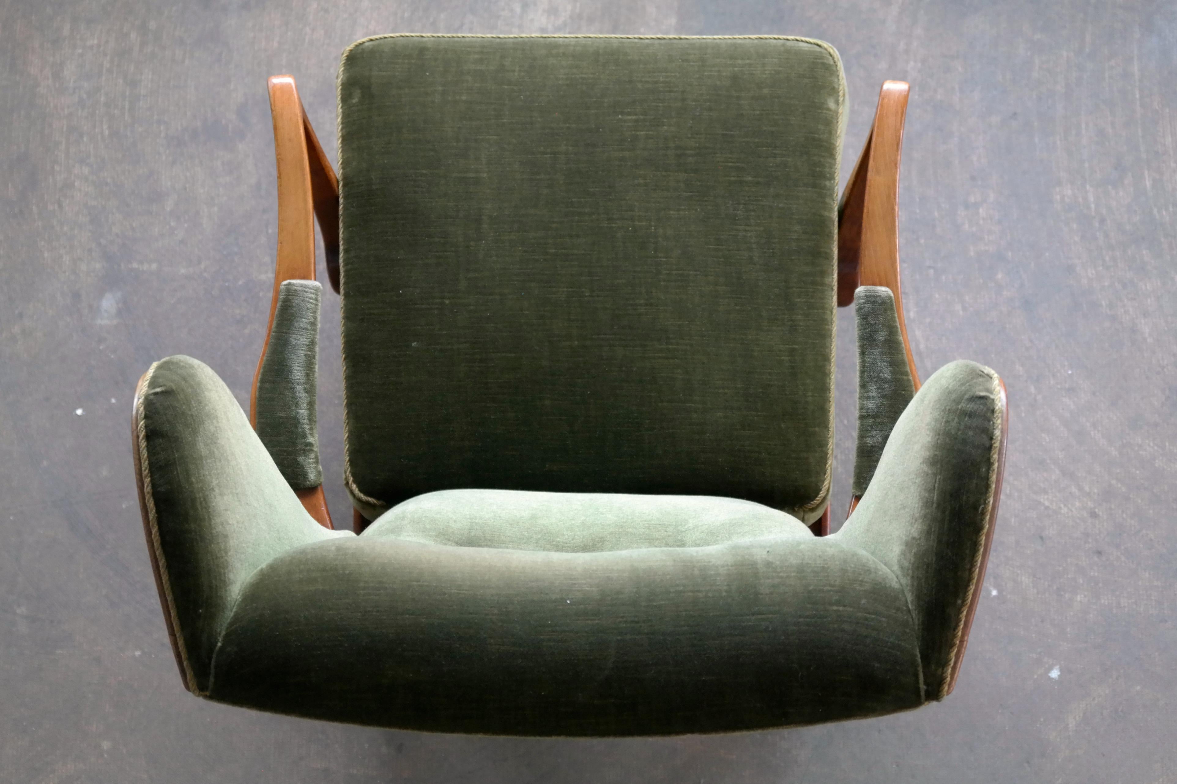 Danish Modern 1950s Highback Lounge Wing Chair Attributed to Fritz Hansen 3