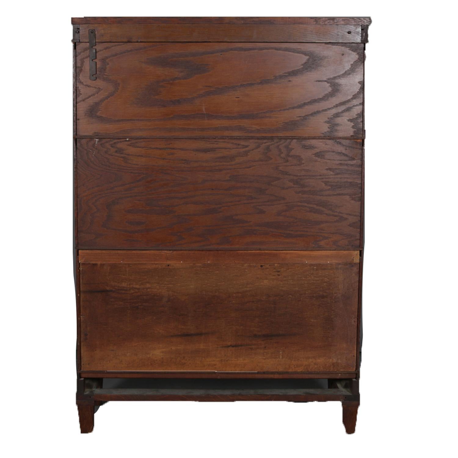 Arts & Crafts Mission Oak Three-Stack Barrister Bookcase by Macey, circa 1910 In Good Condition In Big Flats, NY