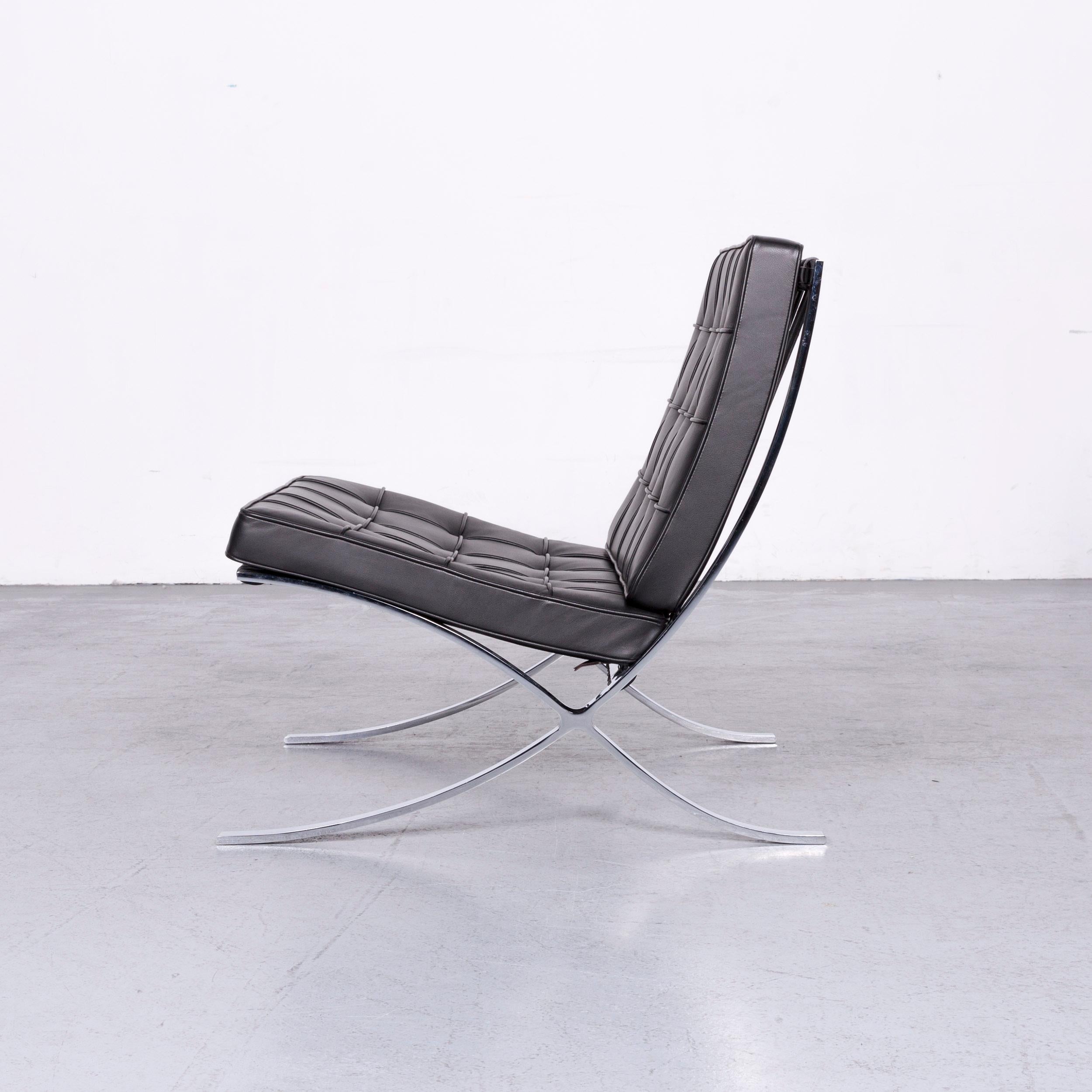 Knoll International Barcelona Chair Black Leather Ludwig Mies van der Rohe For Sale 4