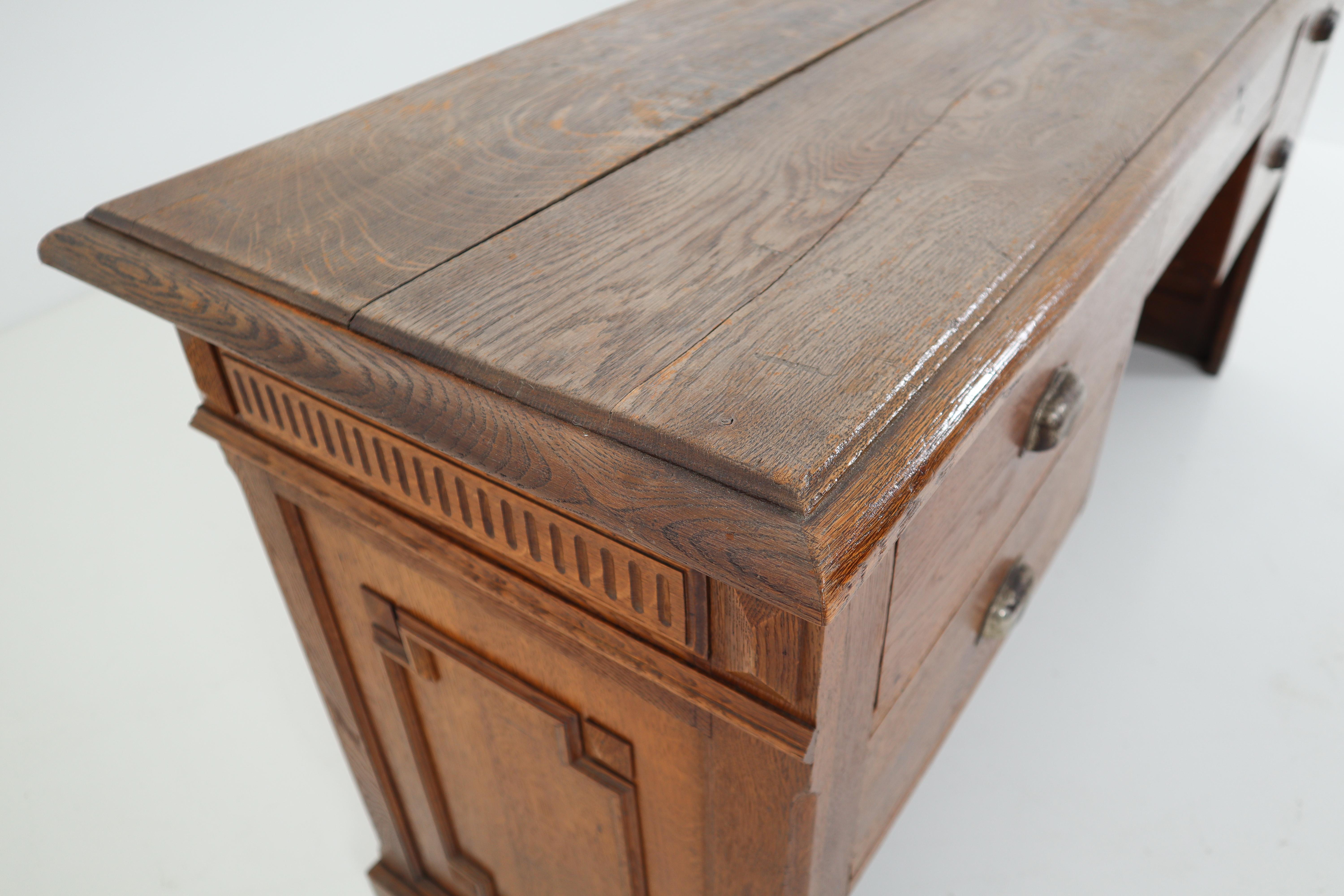 Antique Original French Oak Counter with Five Oak Drawers on the Back, 1890 4