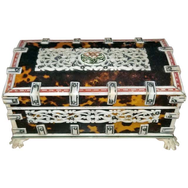 Early 19th Century Faux Tortoise Shell Inlaid Box For Sale at 1stdibs