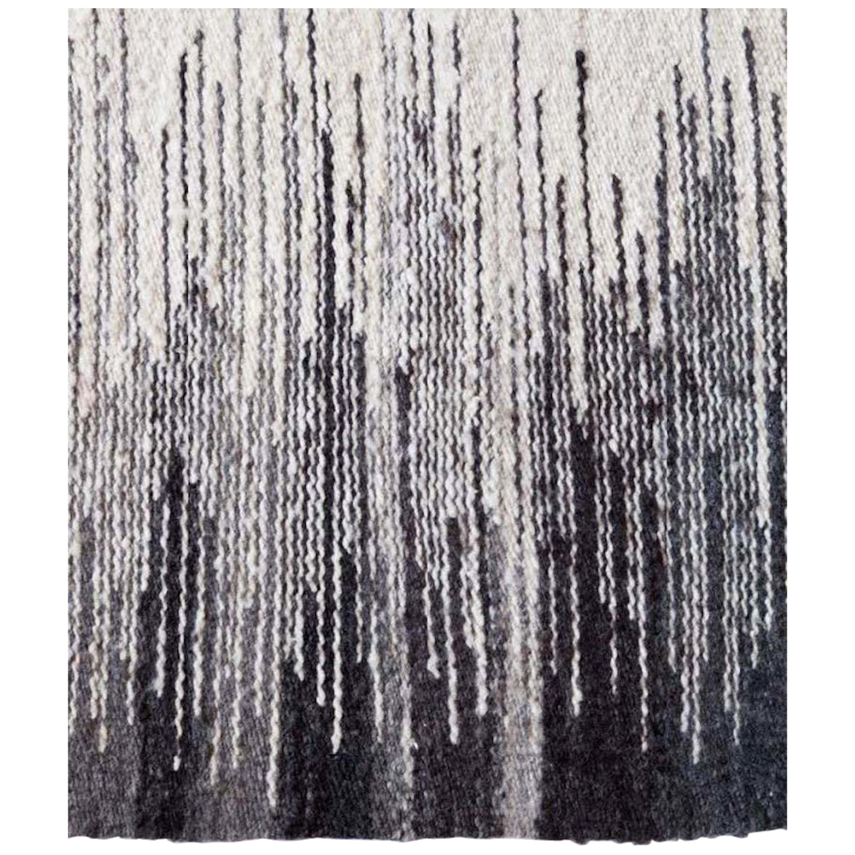 Handgewebter Flachgewebe-Teppich aus Wolle mit schwarzem und weißem Muster