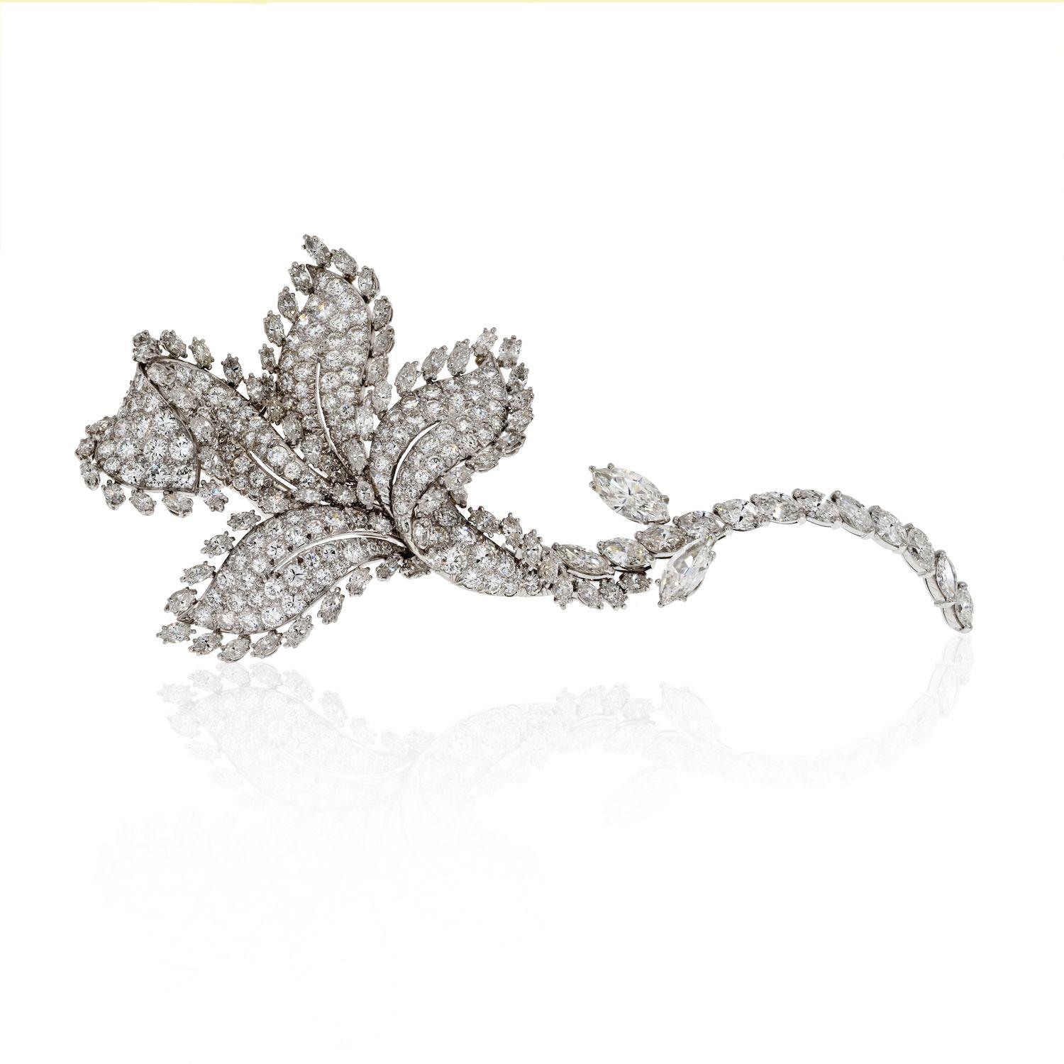 Absolutely stunning diamond brooch by David Webb crafted in platinum mounted with 271 diamonds of round and marquise shapes. 
An original one-of-a-kind vintage David Webb design. Classic materials come together to form this fabulous diamond, 