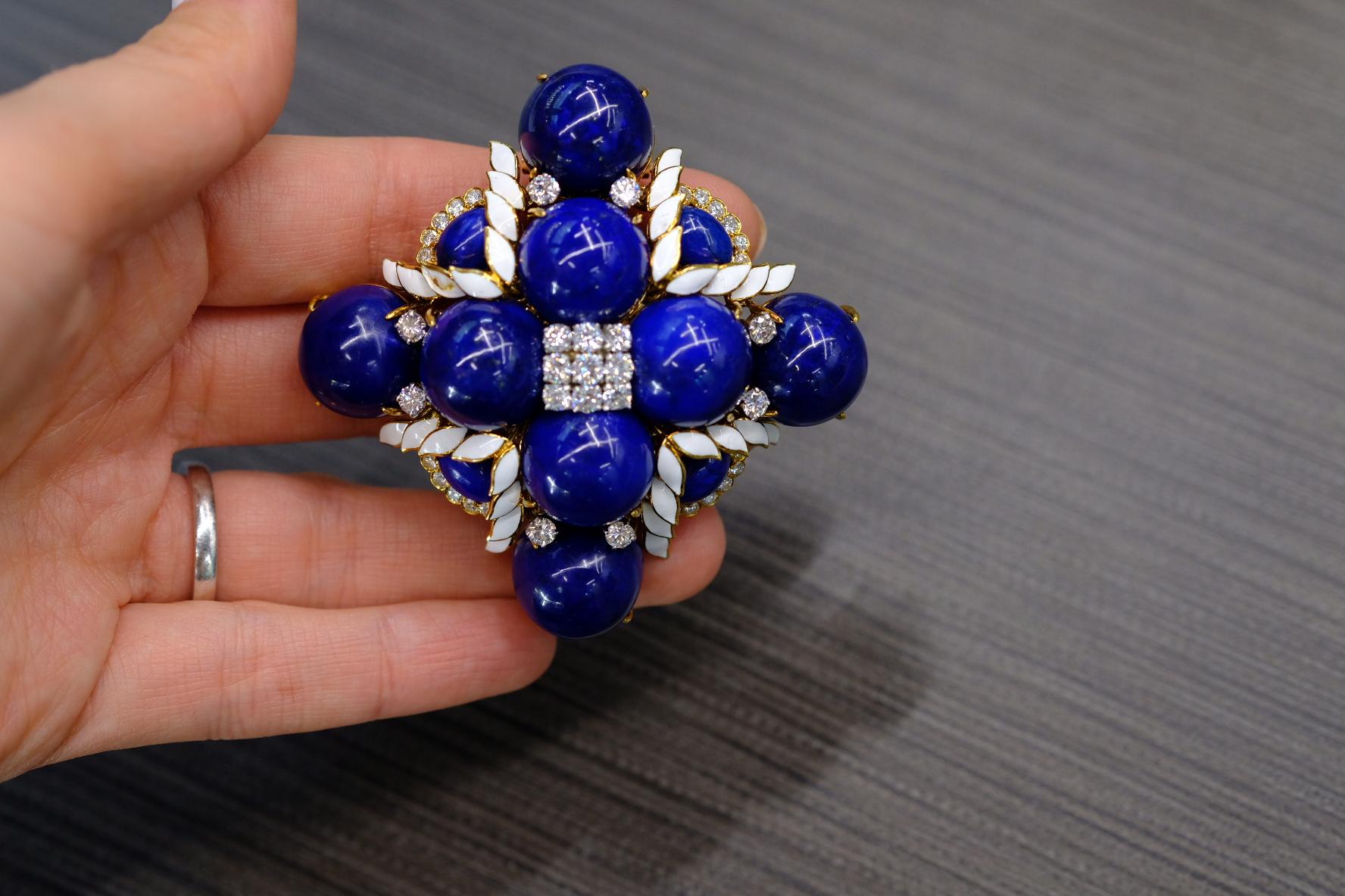 David Webb Platinum & 18K Gold 1960's Maltese Lapis, Enamel Cross Style Brooch In Excellent Condition For Sale In New York, NY