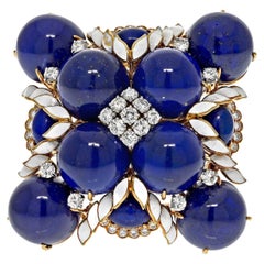 Brosche aus Platin und 18 Karat Gold im Malteser Lapislazuli- und Emaille-Kreuzstil von David Webb, 1960er Jahre