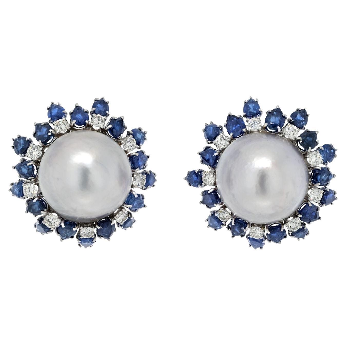 David Webb Boucles d'oreilles en platine et or blanc 18 carats avec saphirs, diamants et perles en vente