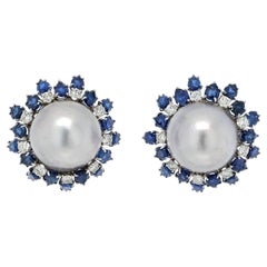 Pendientes David Webb de platino y oro blanco de 18 quilates con zafiro, diamantes y perlas
