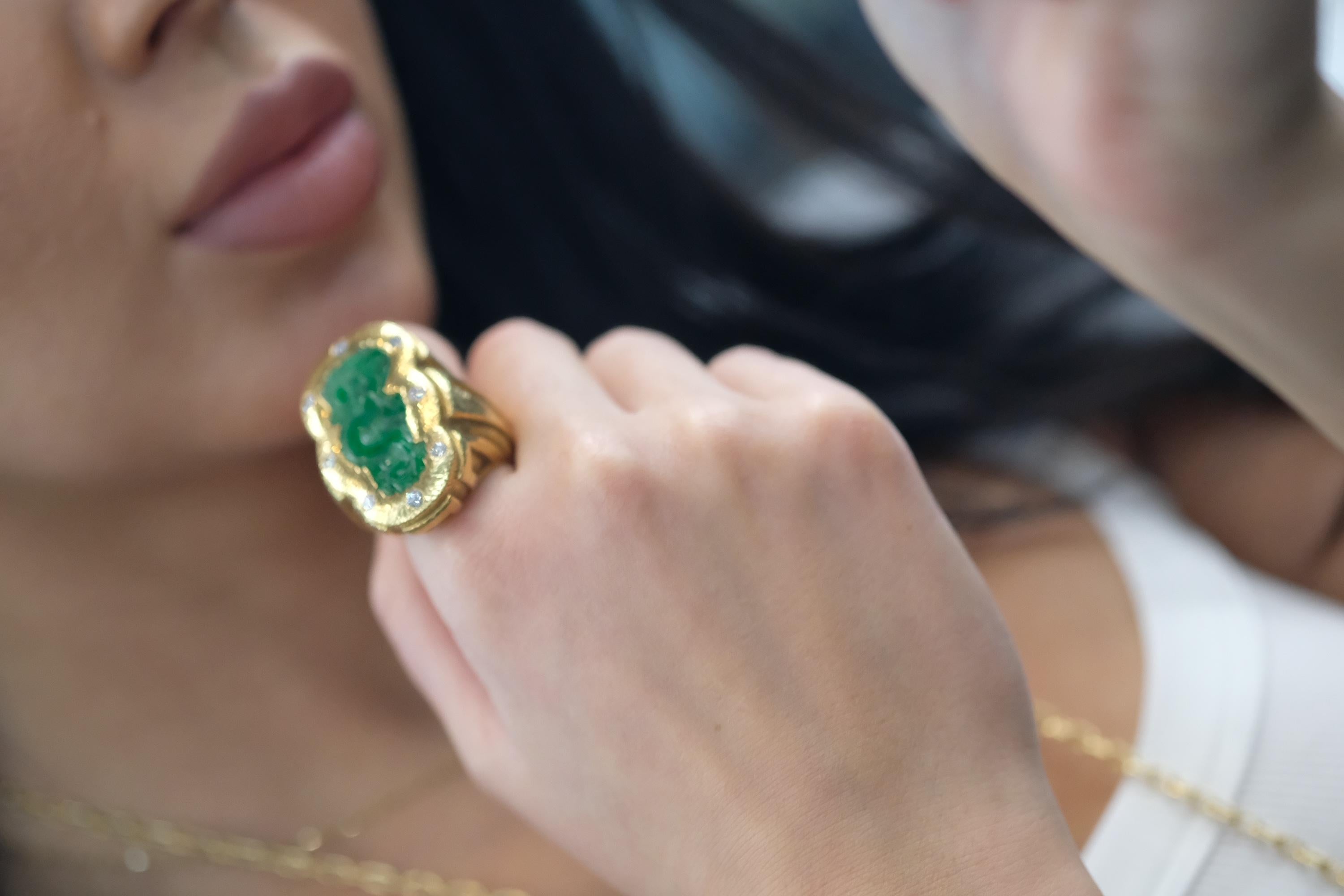 David Webb 18K Yellow Gold 1970's Carved Jade Dragon Style Ring For Sale 3