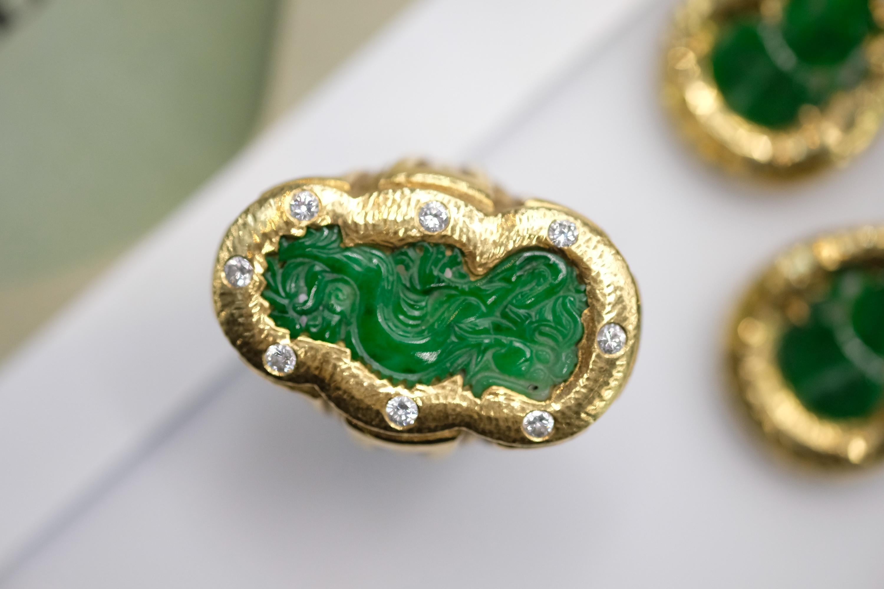David Webb 18K Yellow Gold 1970's Carved Jade Dragon Style Ring For Sale 6
