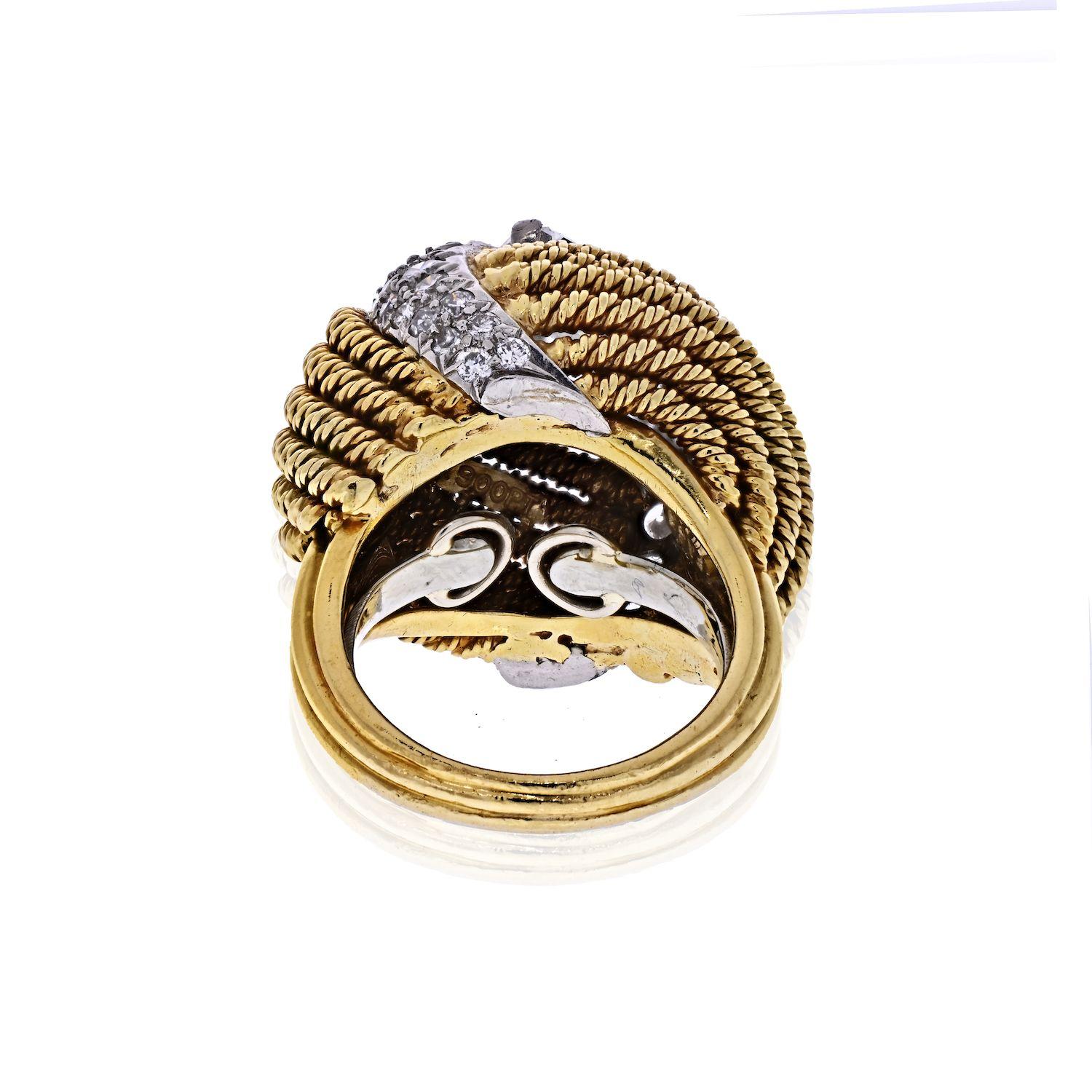 Moderne David Webb Bague en platine et or jaune 18 carats avec turban en diamant taille émeraude de 2,13 carats en vente