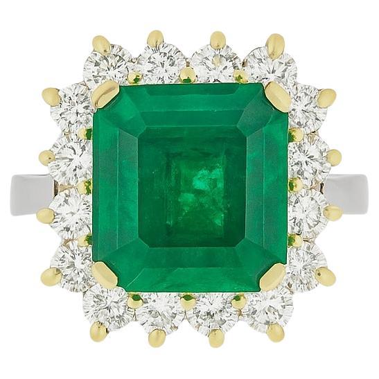 David Webb Platin
18K Gelbgold 6,86 Karat Smaragd und Diamant Ring