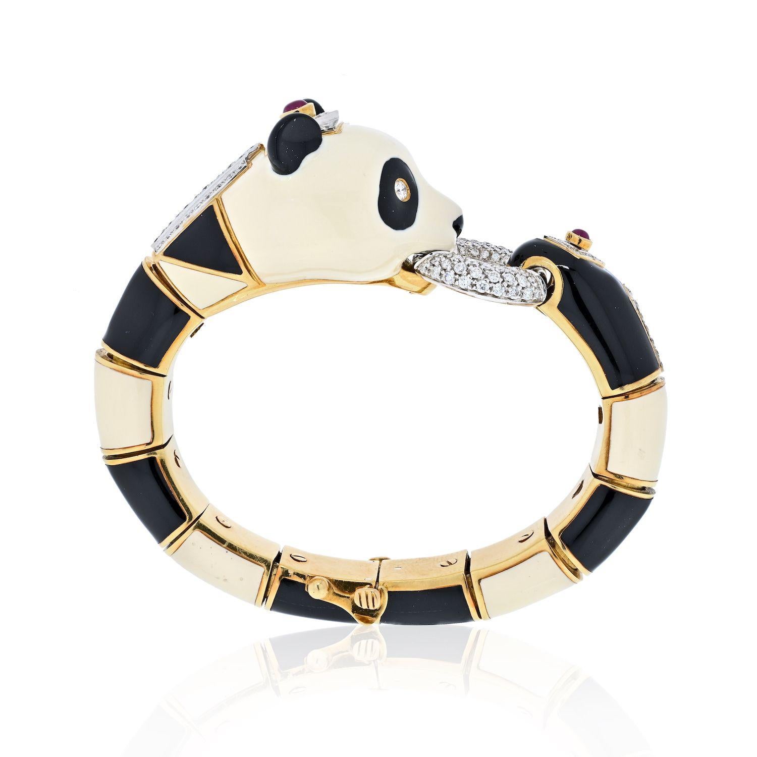 David Webb Platine et or jaune 18K Bracelet Panda en émail noir et blanc Excellent état - En vente à New York, NY