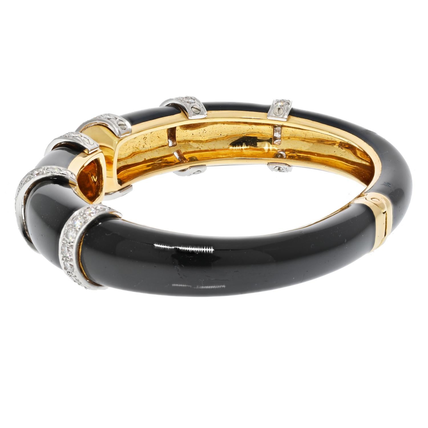 Bracelet manchette en platine et or jaune 18K, émail noir et diamants David Webb Excellent état - En vente à New York, NY