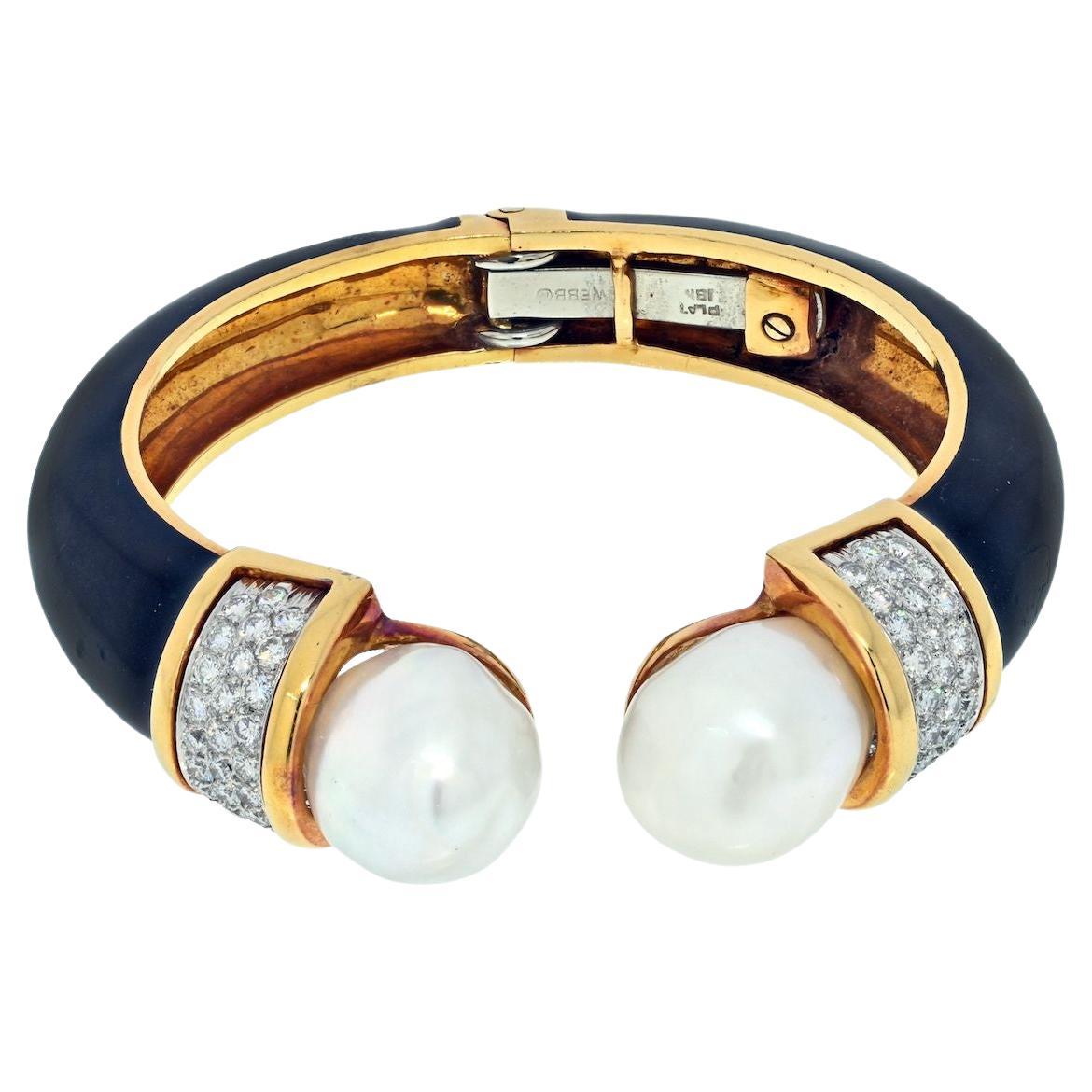 David Webb Armband aus Platin und 18 Karat Gelbgold, schwarze Emaille und Perle mit Diamanten