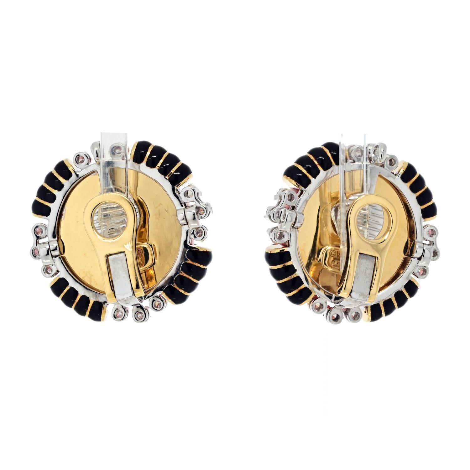 Modern David Webb Platinum & 18K Yellow Gold Carved Coral Bombe Diamond Earrings For Sale