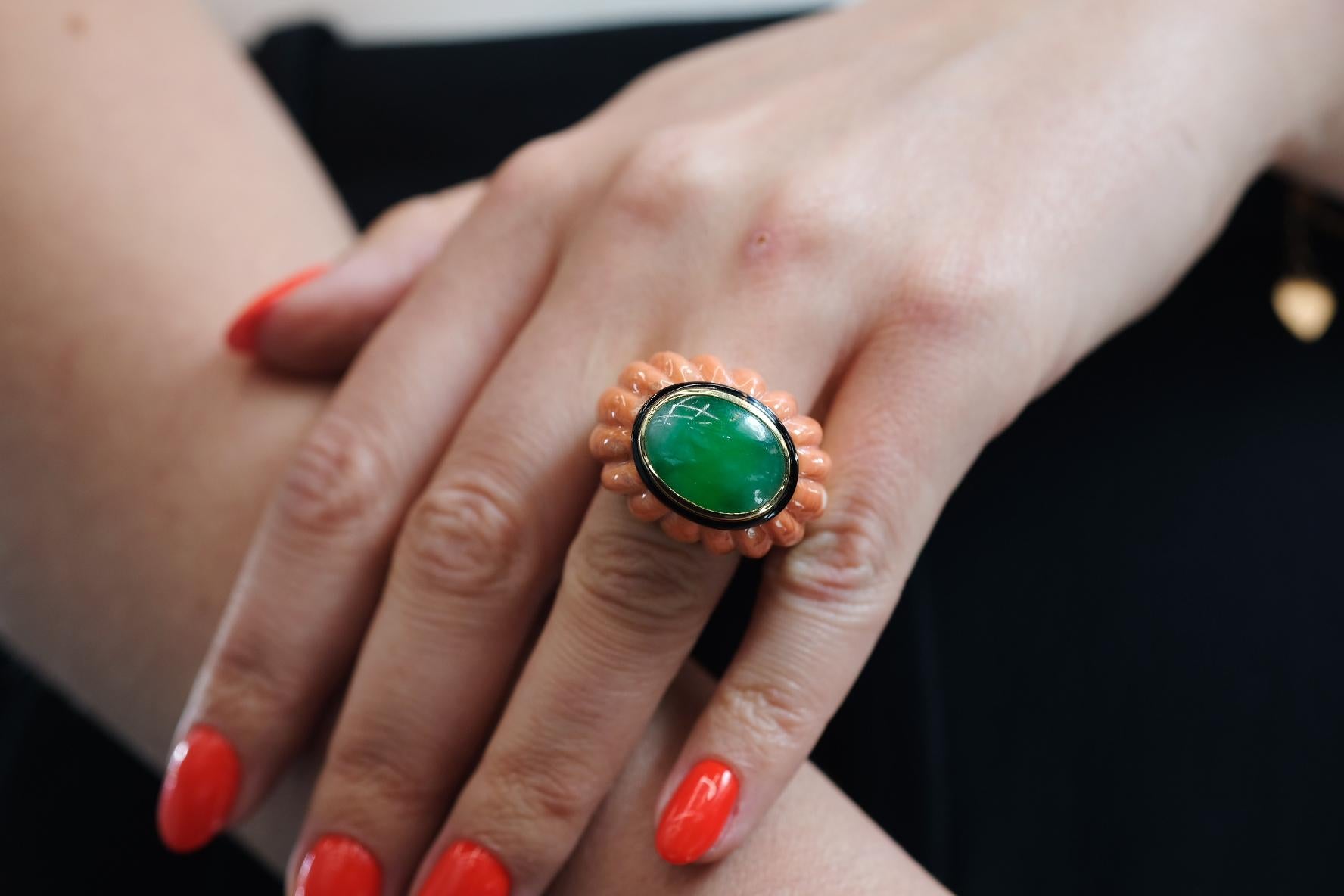 David Webb Platinum & 18K Yellow Gold Carved Coral, Jade and Black Enamel Ring For Sale 1