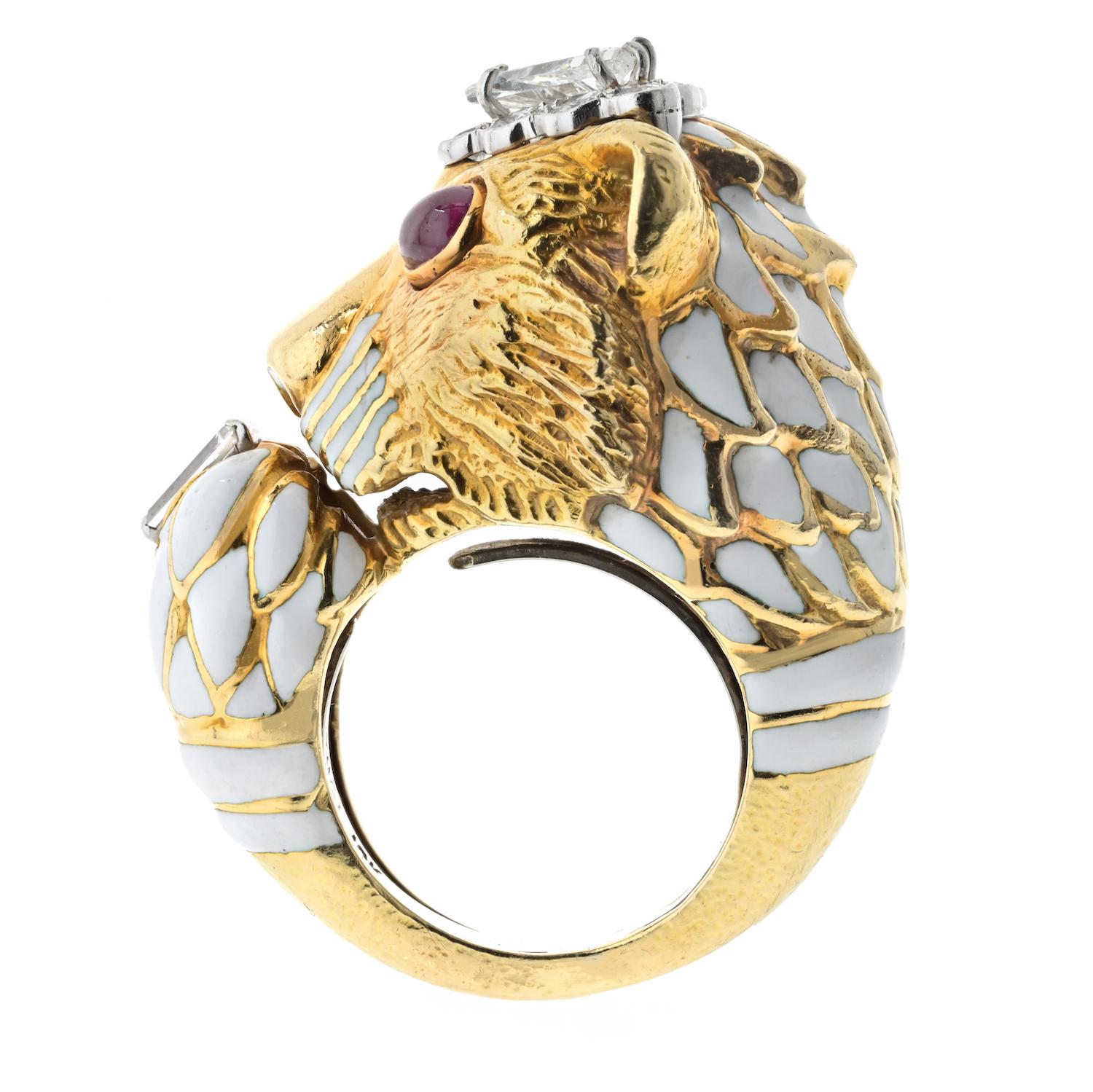 David Webb, bague lion à double tête en platine et or jaune 18 carats Excellent état à New York, NY