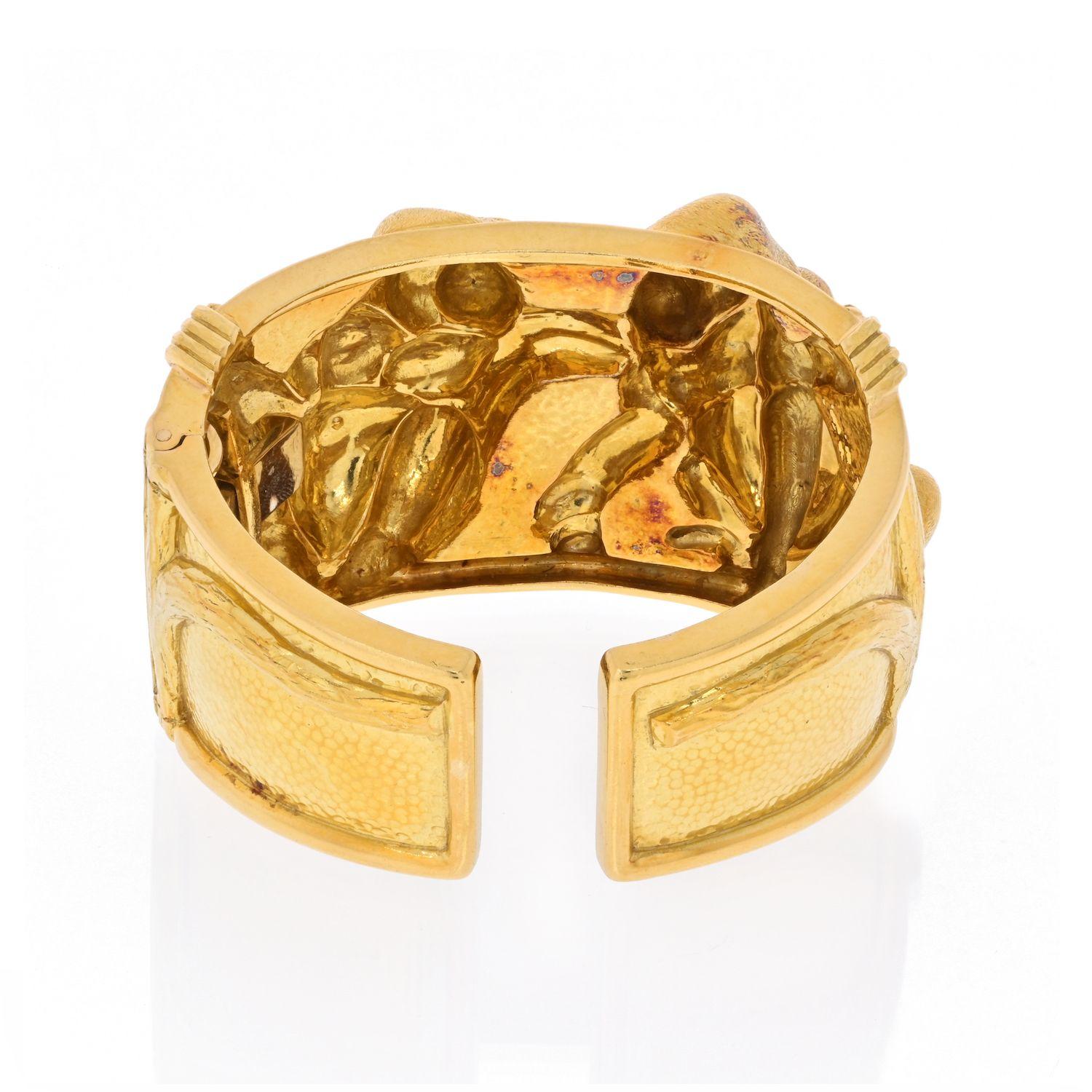 David Webb Platin & 18 Karat Gelbgold Doppel-Affen-Armband (Cabochon) im Angebot