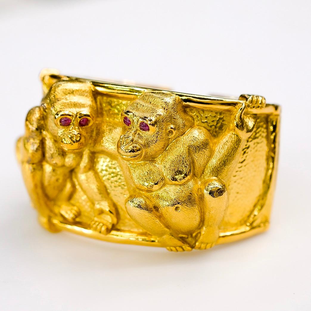 David Webb Platin & 18 Karat Gelbgold Doppel-Affen-Armband im Angebot 3