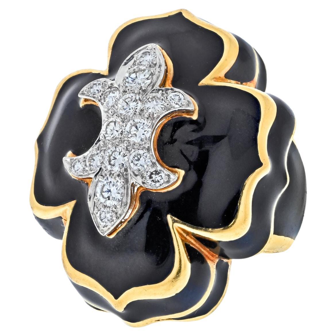 David Webb Platinum & 18K Yellow Gold Fleur De Lis Black Enamel Diamond Ring For Sale