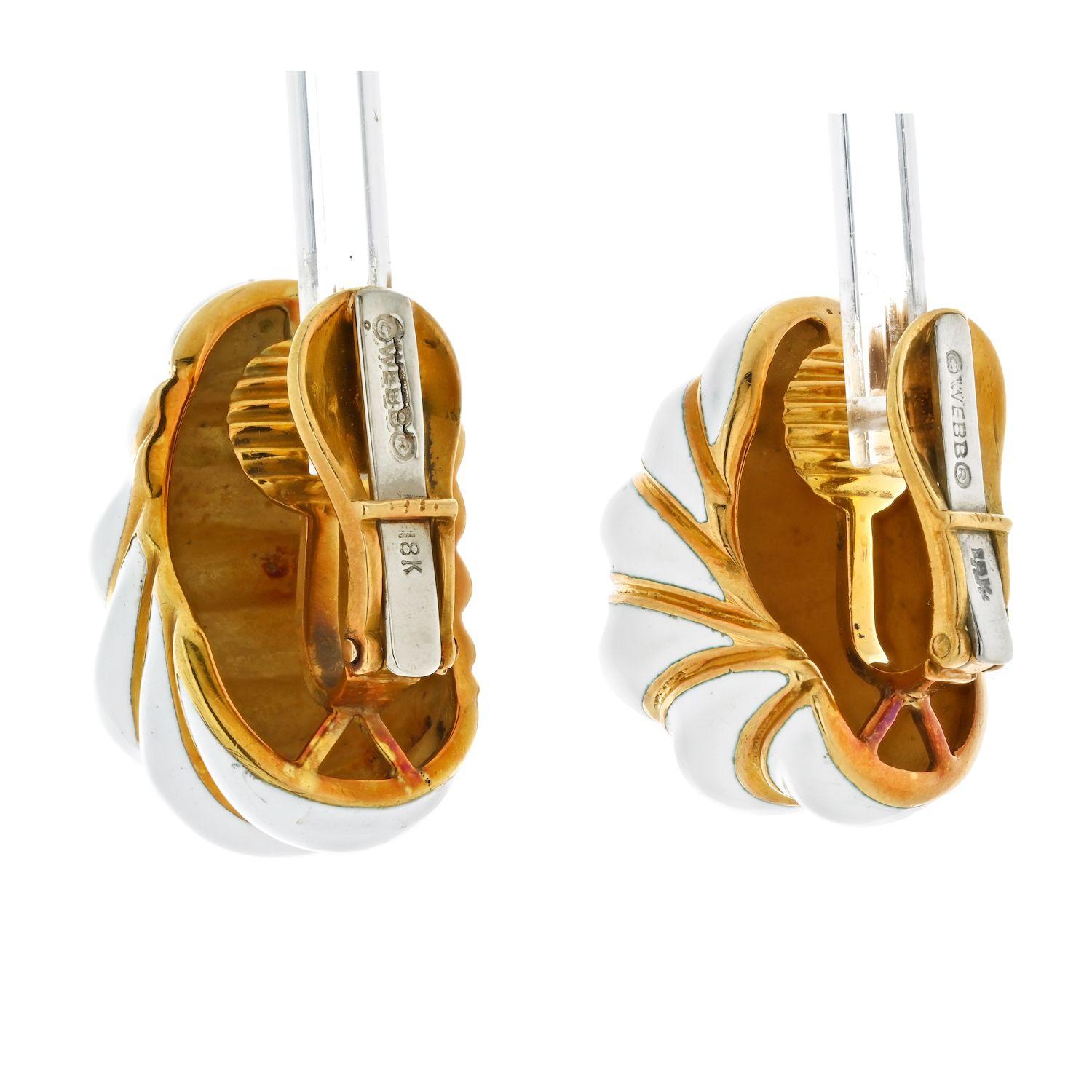 David Webb Platinum & 18K Yellow Gold Fluted White Enamel Shrimp Style Earrings In Excellent Condition In New York, NY