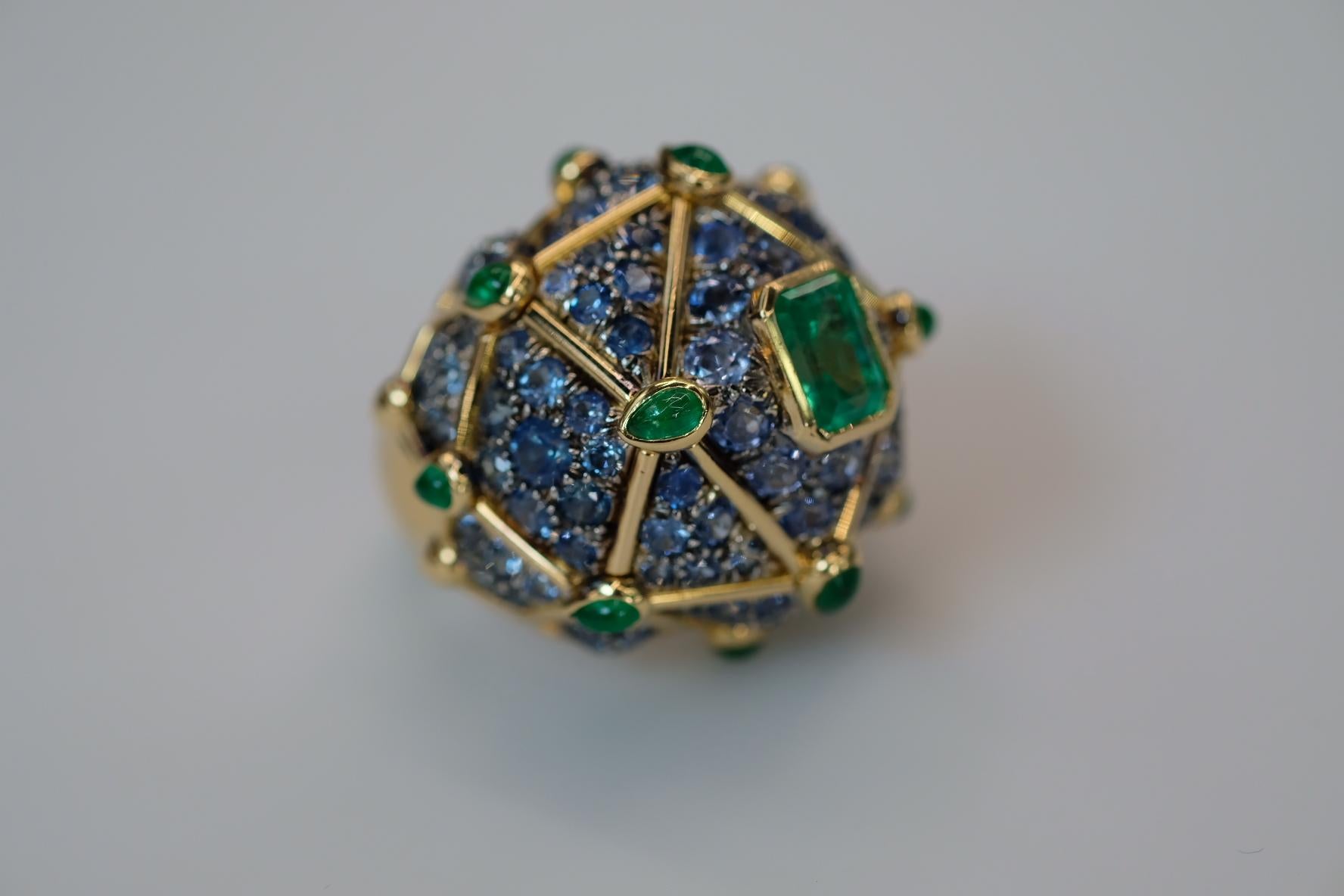 David Webb Platinum & 18K Yellow Gold Geodesic Dome Emerald And Sapphire Ring 3