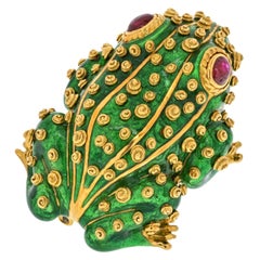 David Webb Platinum & 18K Yellow Gold Green Enamel Ruby Eyes Frog Brooch